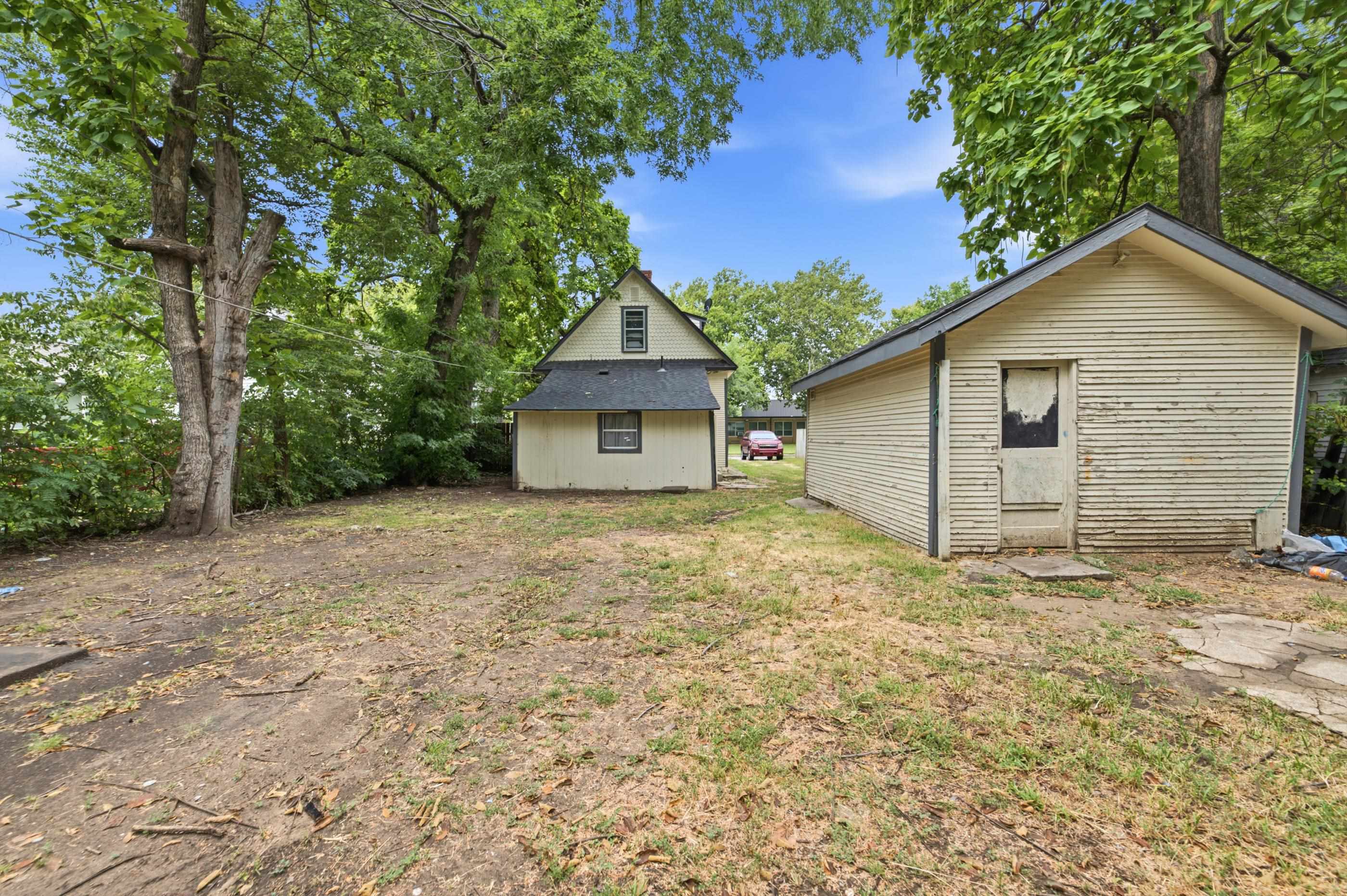 2026 N Arkansas Ave Property Photo 26