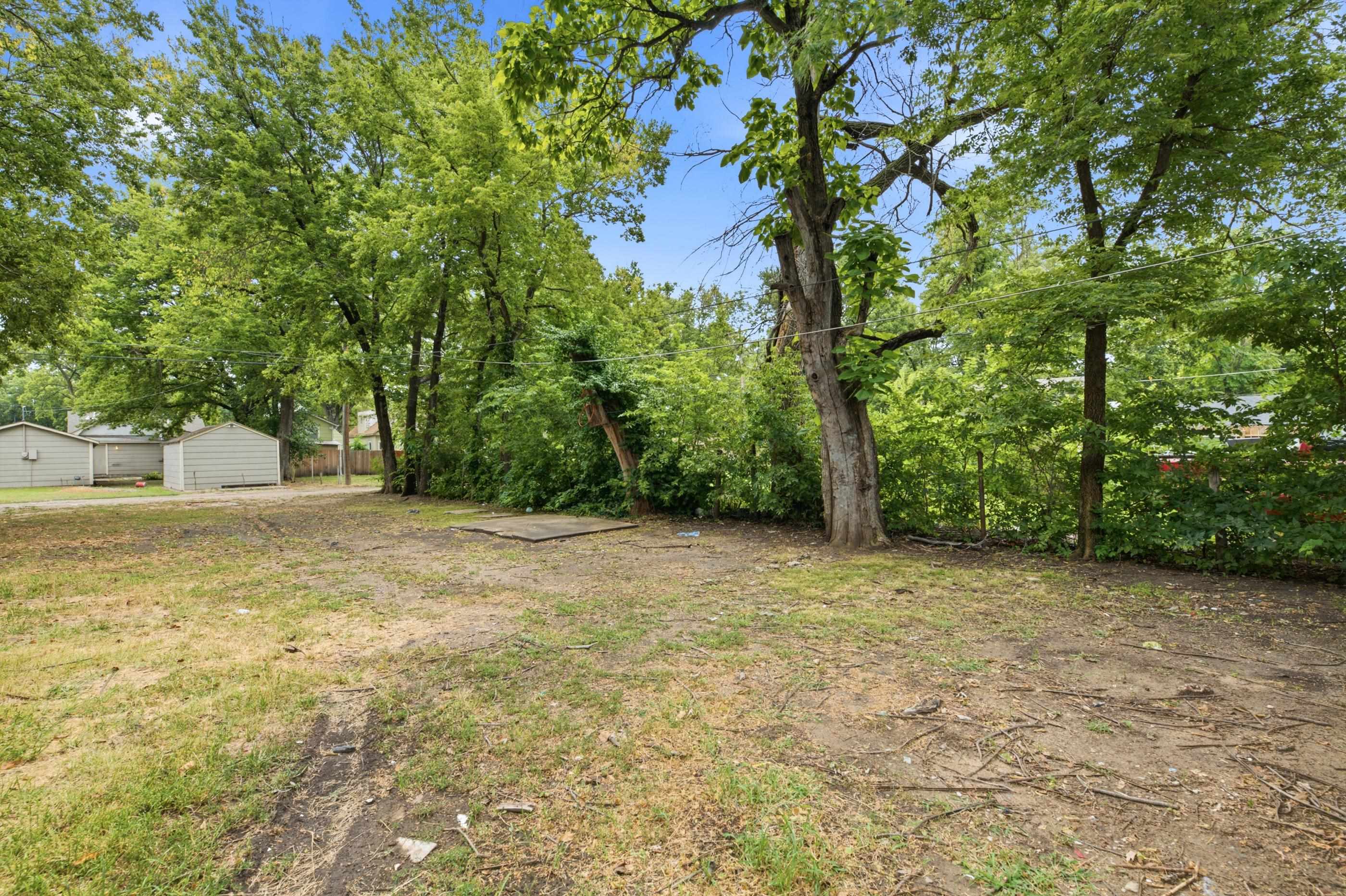 2026 N Arkansas Ave Property Photo 28