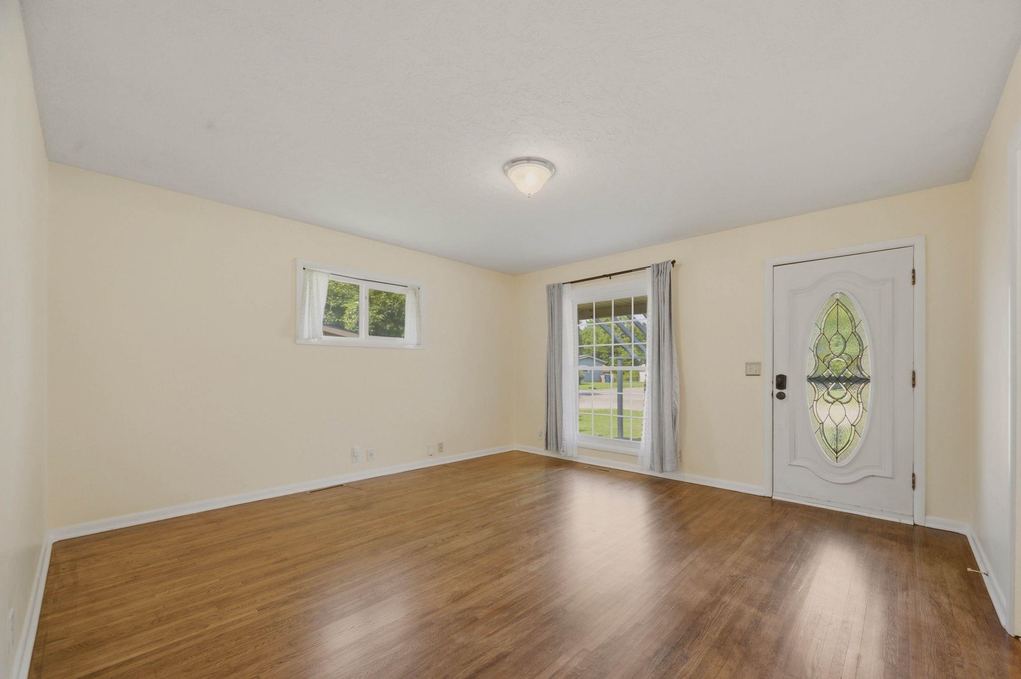 1442 N Prairie Lane Property Photo 6