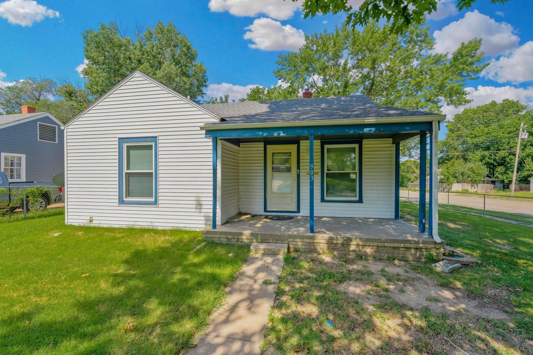 903 S Rutan Property Photo 28