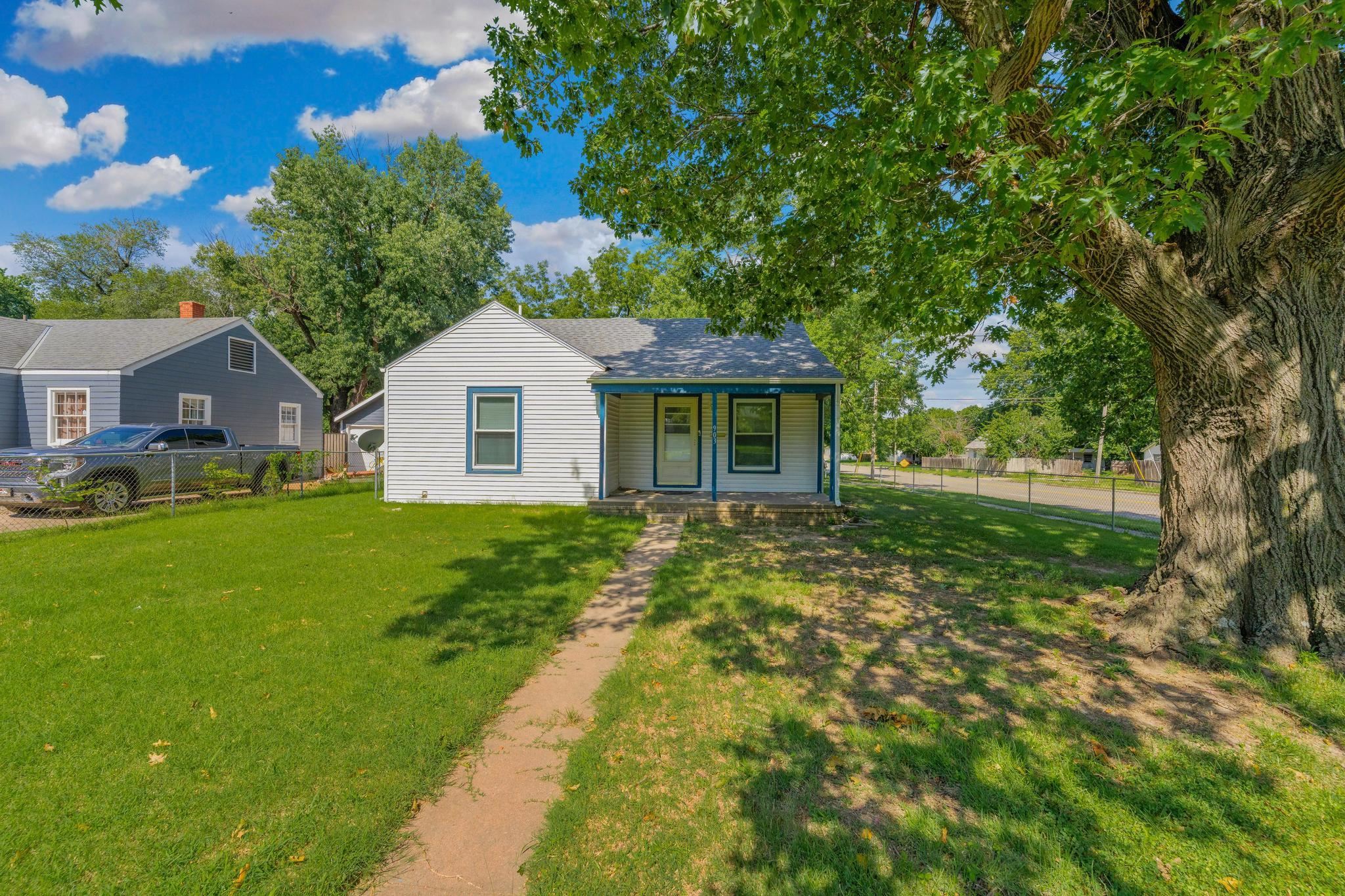 903 S Rutan Property Photo 33
