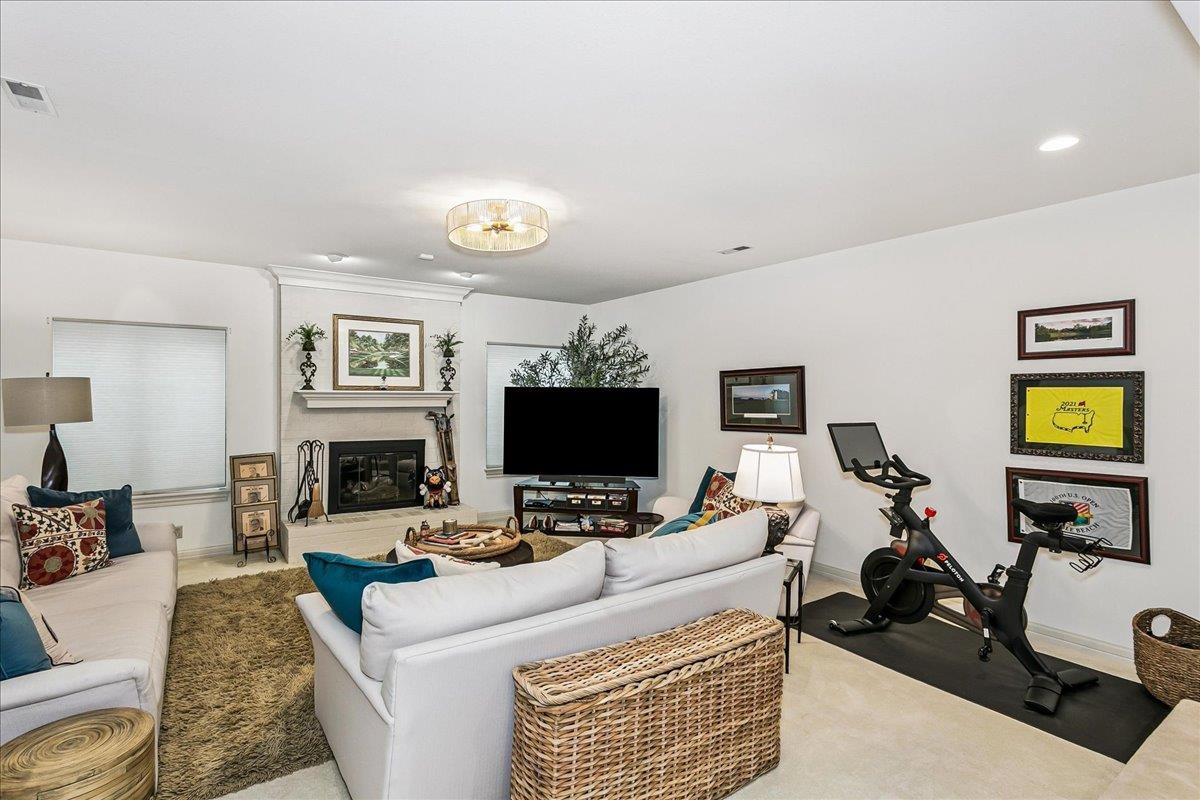 9426 E Woodspring Property Photo 14