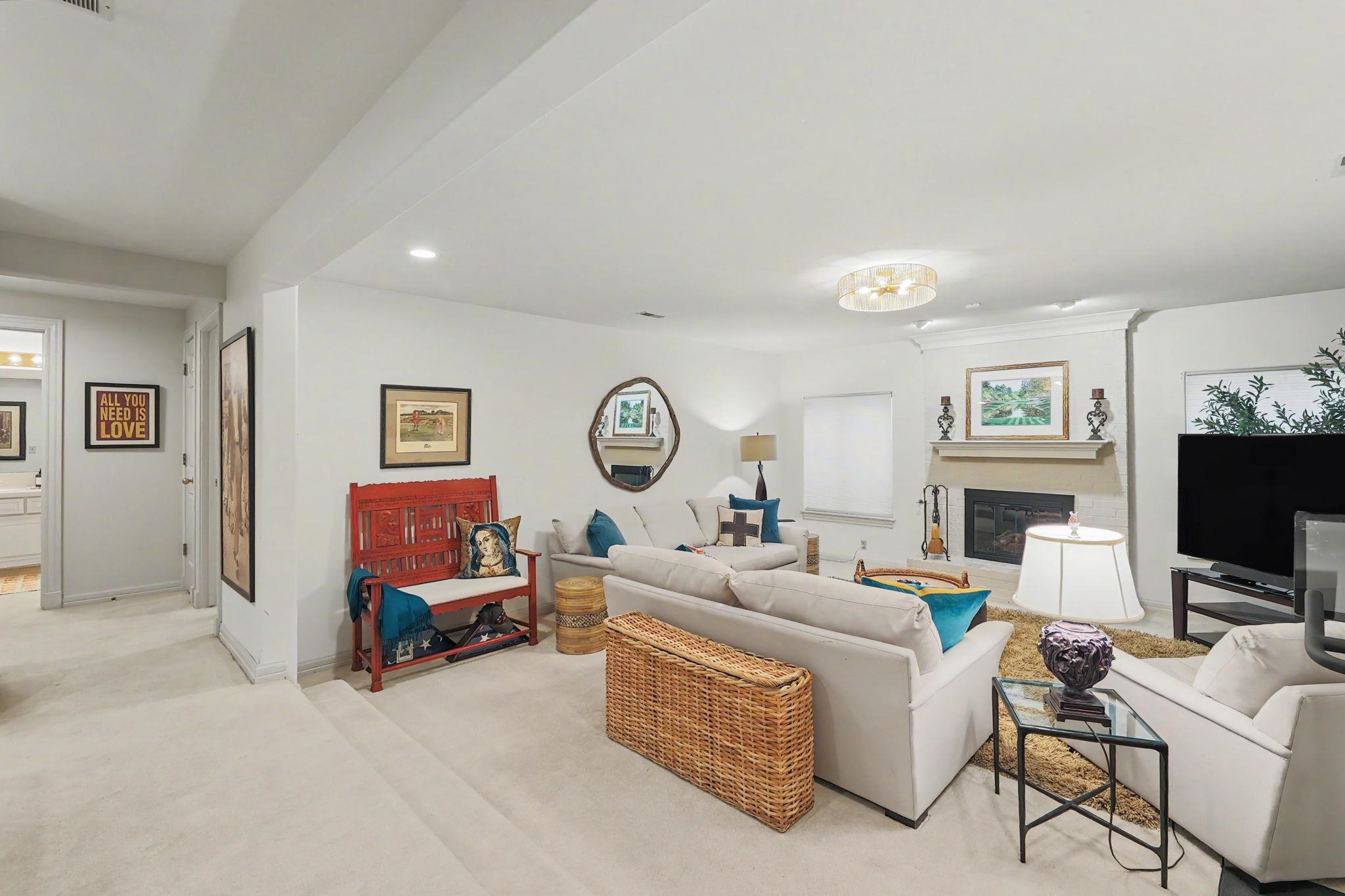 9426 E Woodspring Property Photo 19
