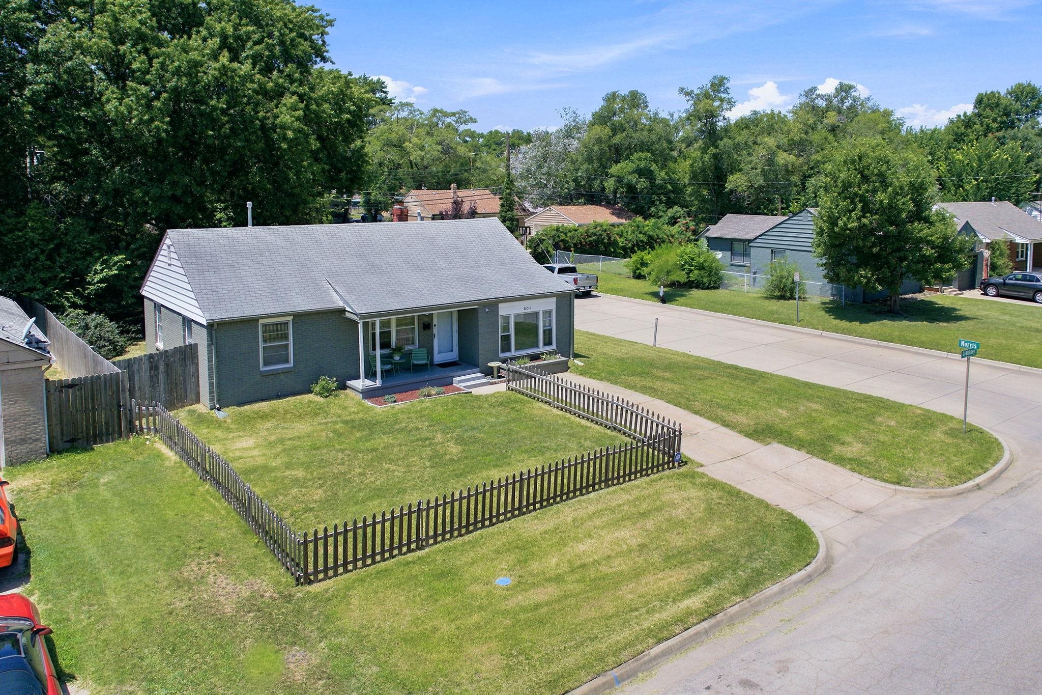 801 S Lightner Property Photo 2