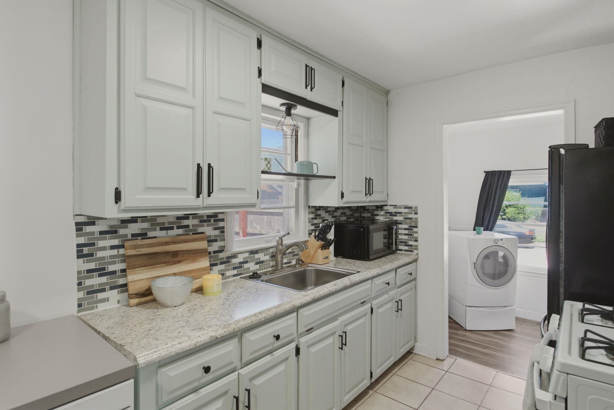 801 S Lightner Property Photo 16