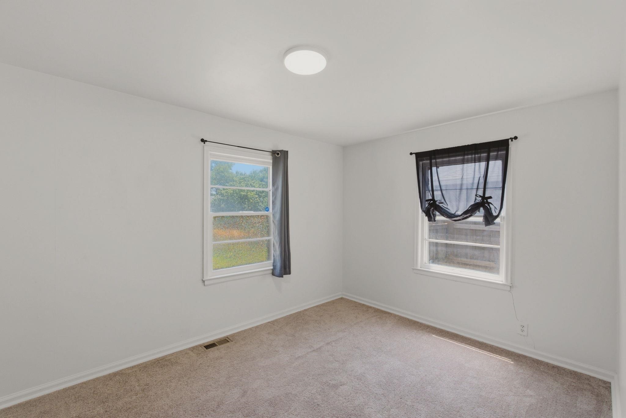 801 S Lightner Property Photo 21