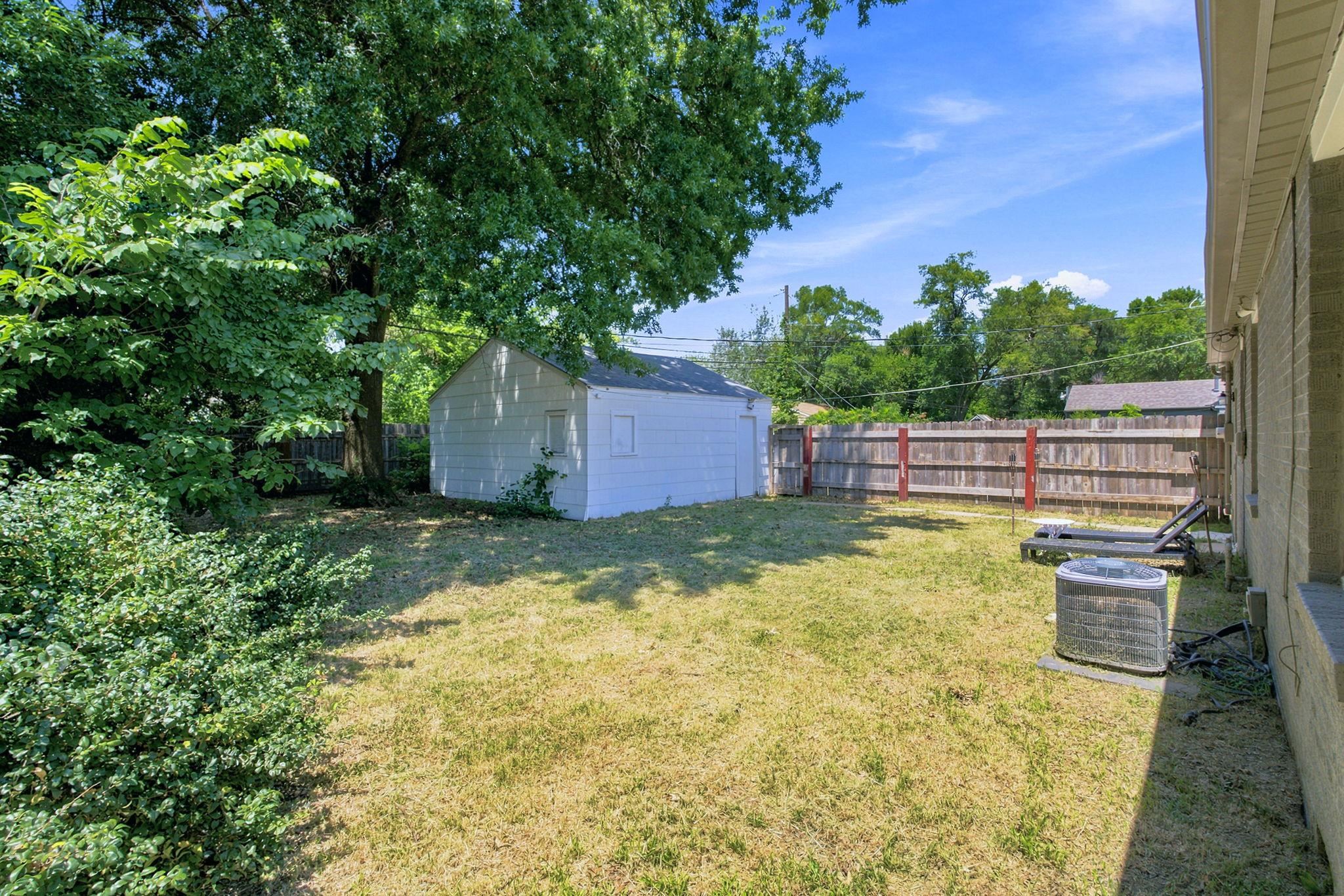801 S Lightner Property Photo 25