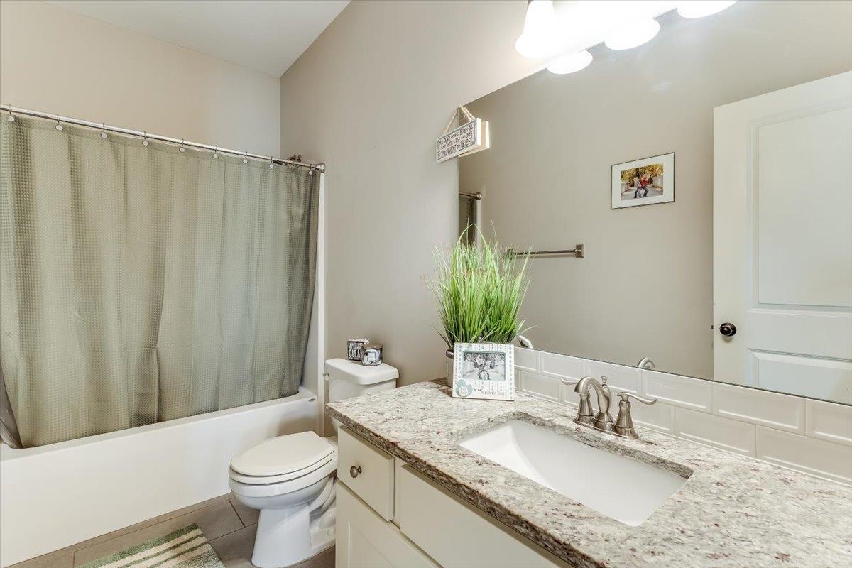 1656 S Logan Pass Property Photo 20
