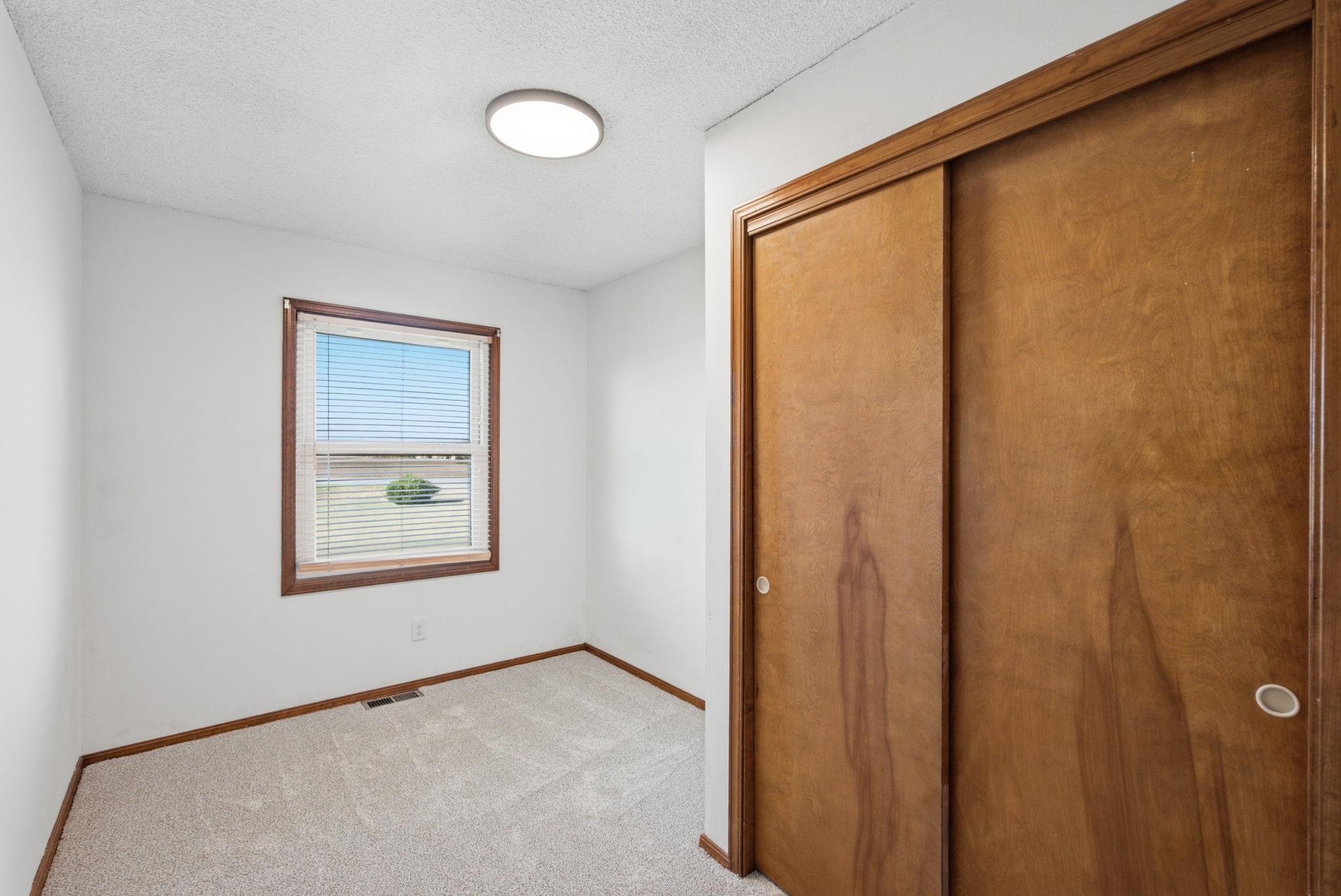 30220 W 39th St S Property Photo 15