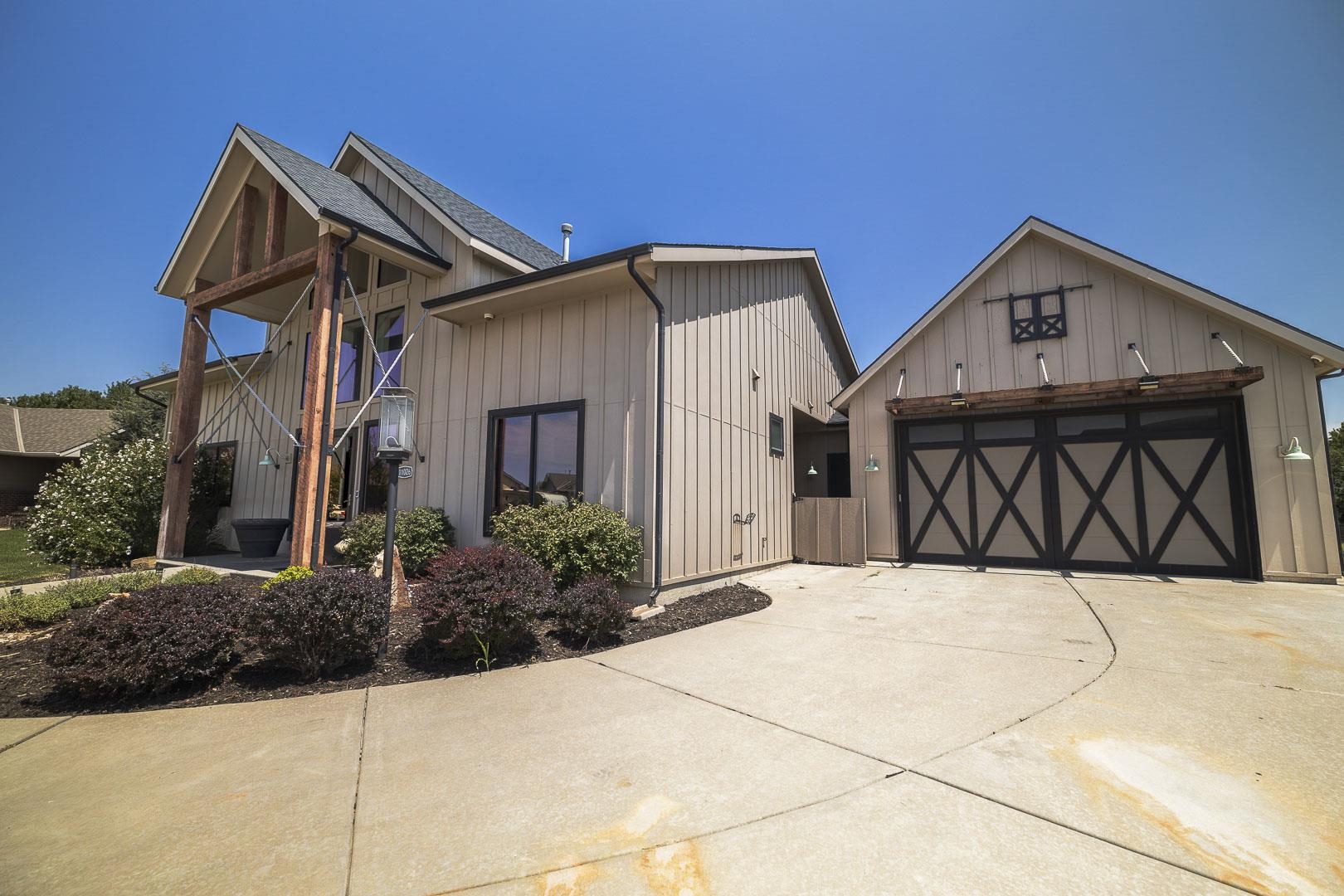 11026 W Hollywood Property Photo 6