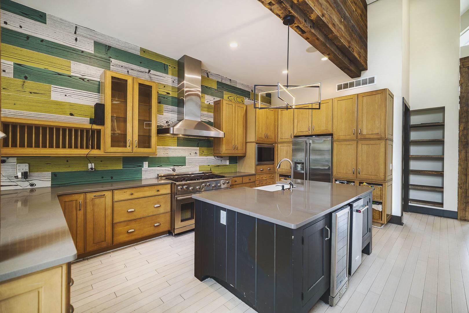 11026 W Hollywood Property Photo 13