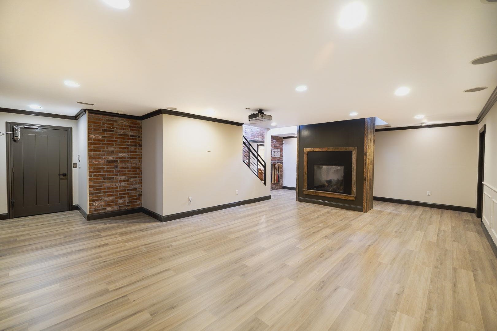 11026 W Hollywood Property Photo 27