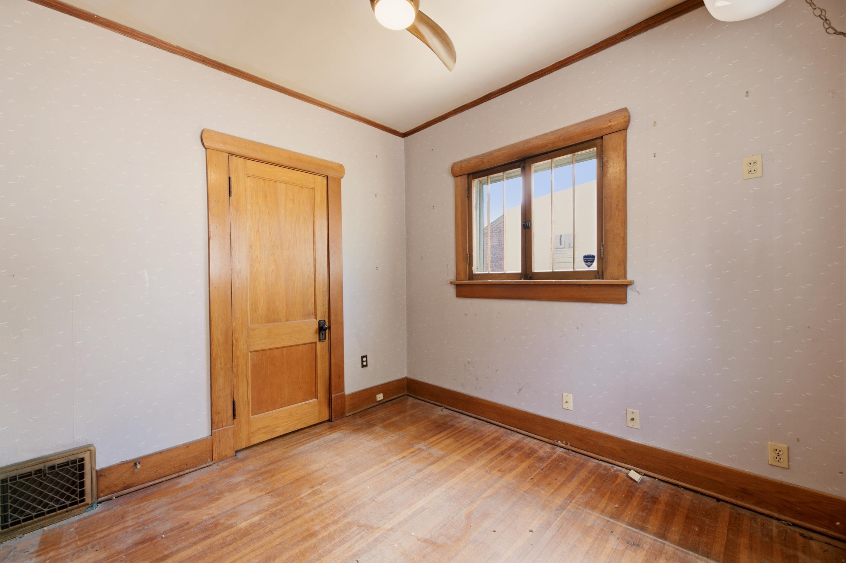 3240 E Country Club Pl Property Photo 13