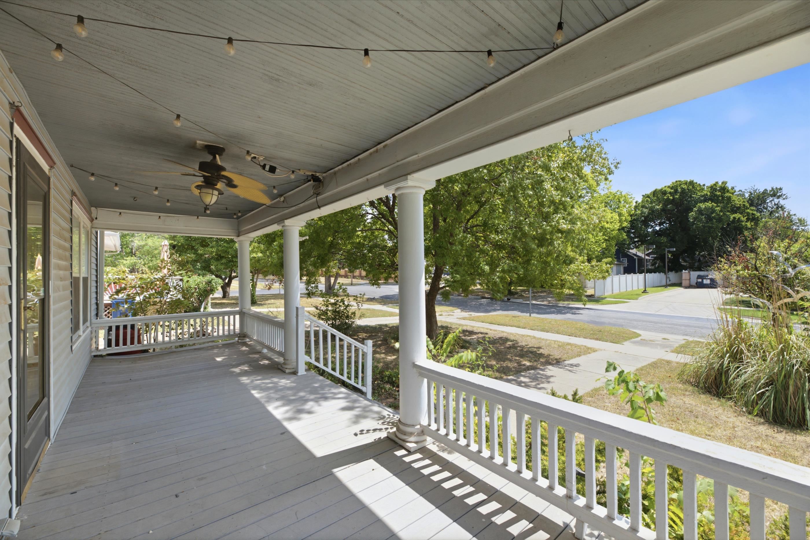 3240 E Country Club Pl Property Photo 32