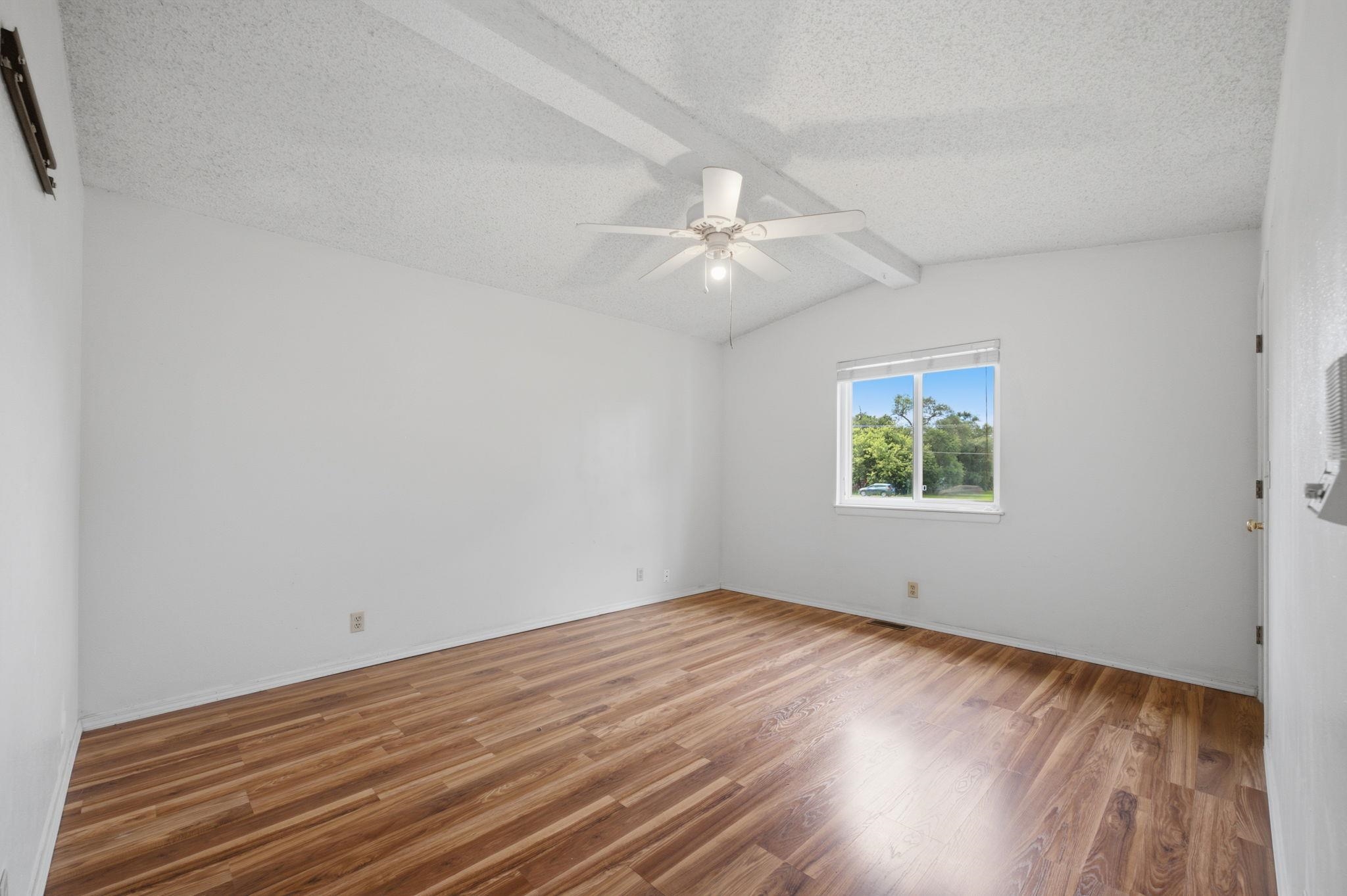 435 E Campus St Property Photo 12