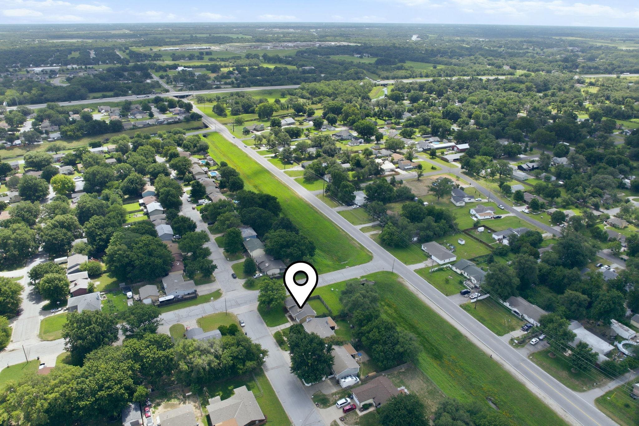 435 E Campus St Property Photo 25