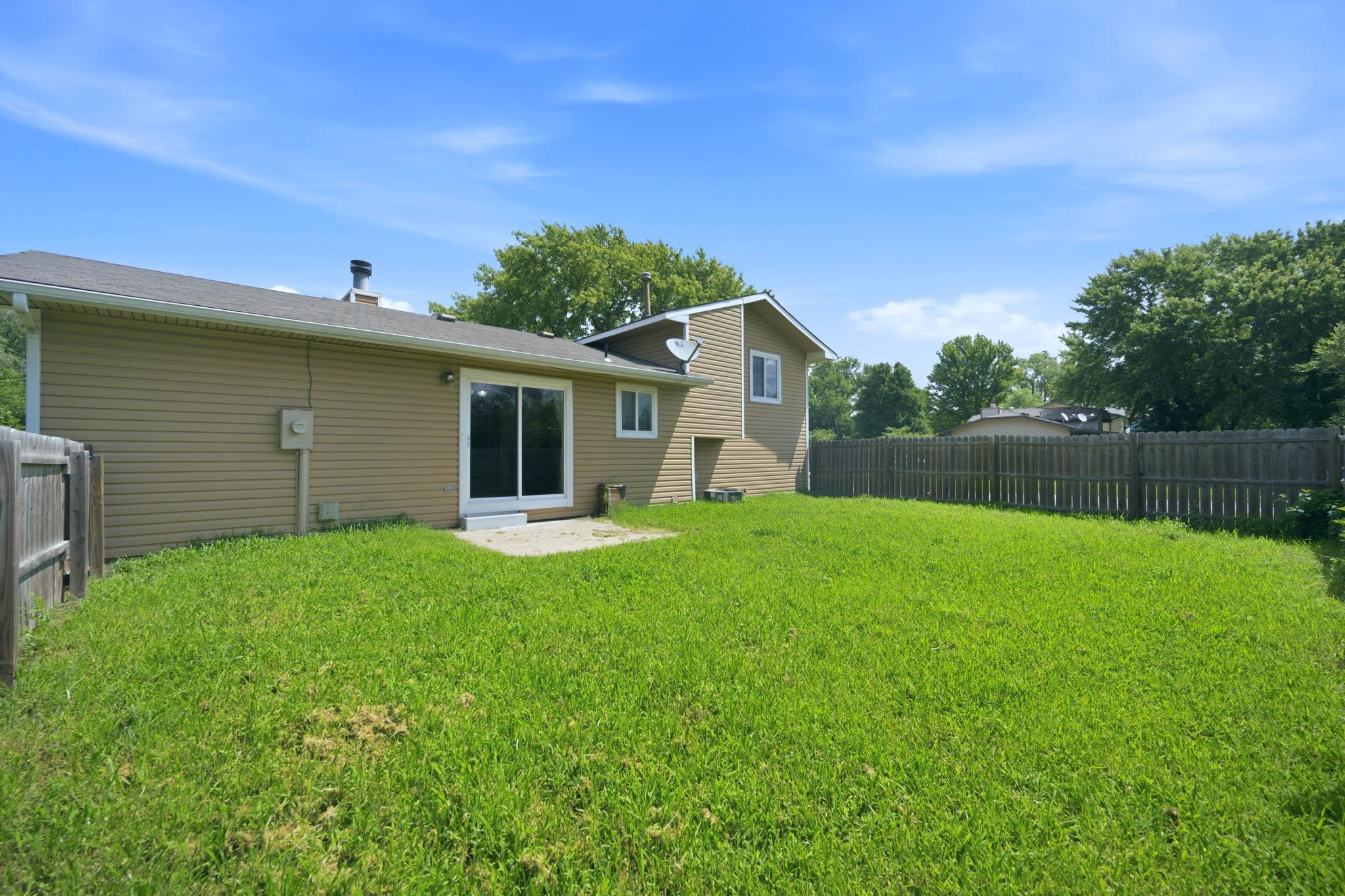 435 E Campus St Property Photo 29