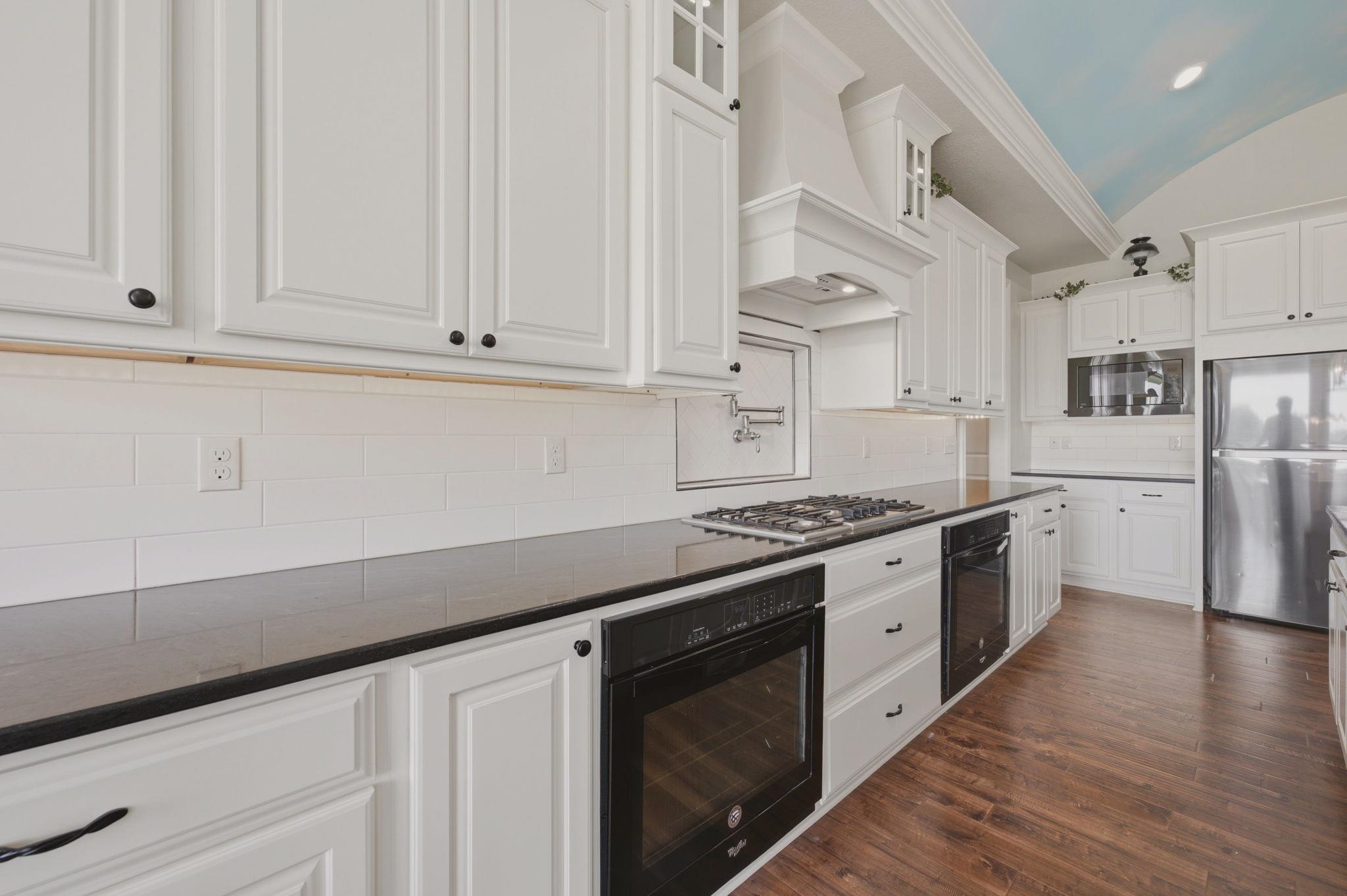 1042 N Lake Road Property Photo 10