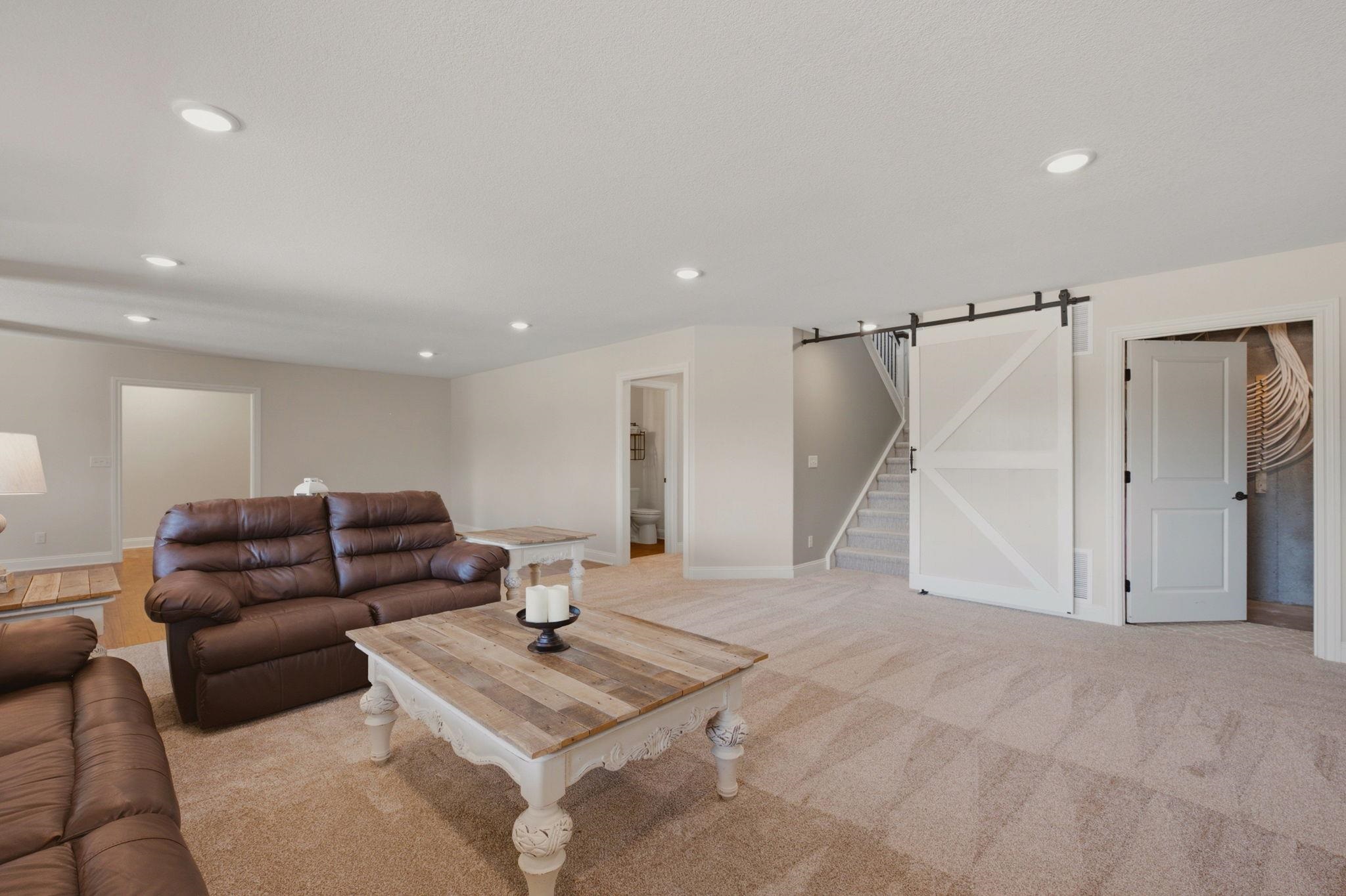 1042 N Lake Road Property Photo 26