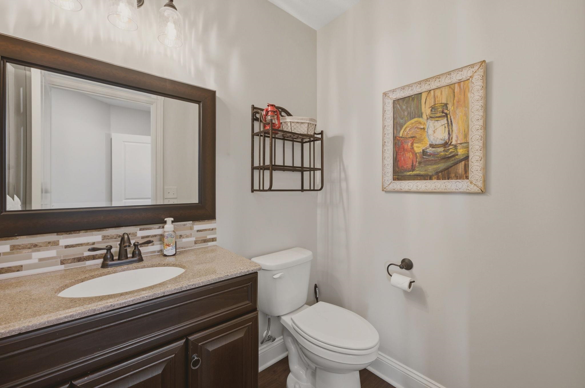 1042 N Lake Road Property Photo 31