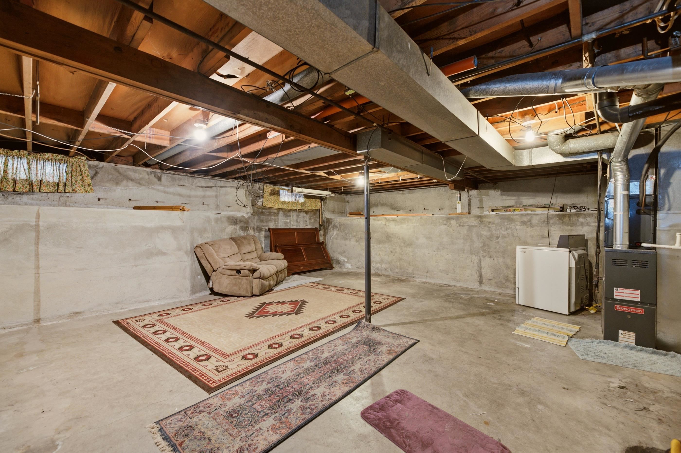 4533 S Oak Ave Property Photo 21