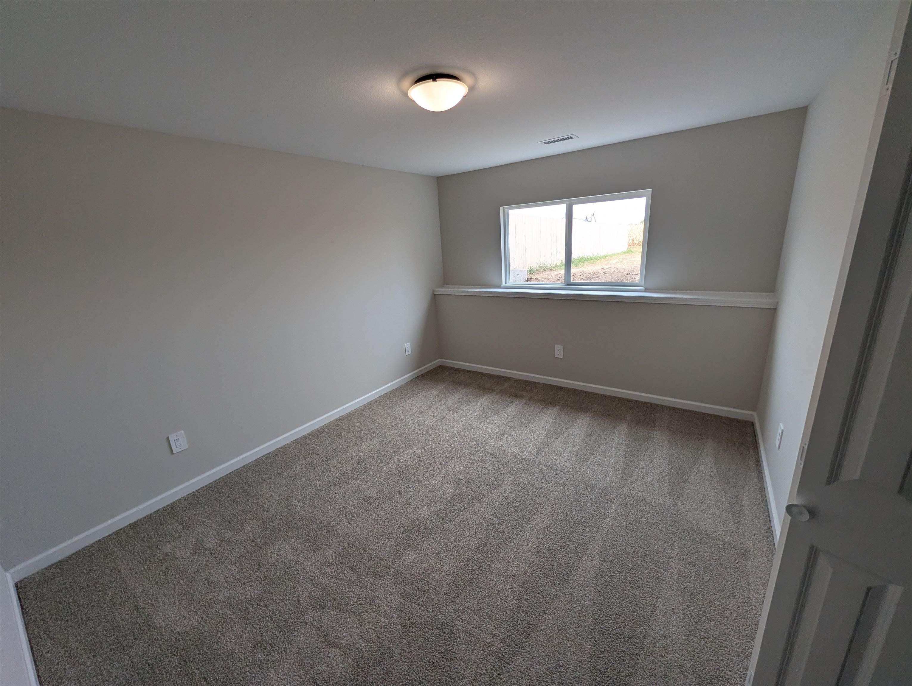 230 Summer Ct Property Photo 14