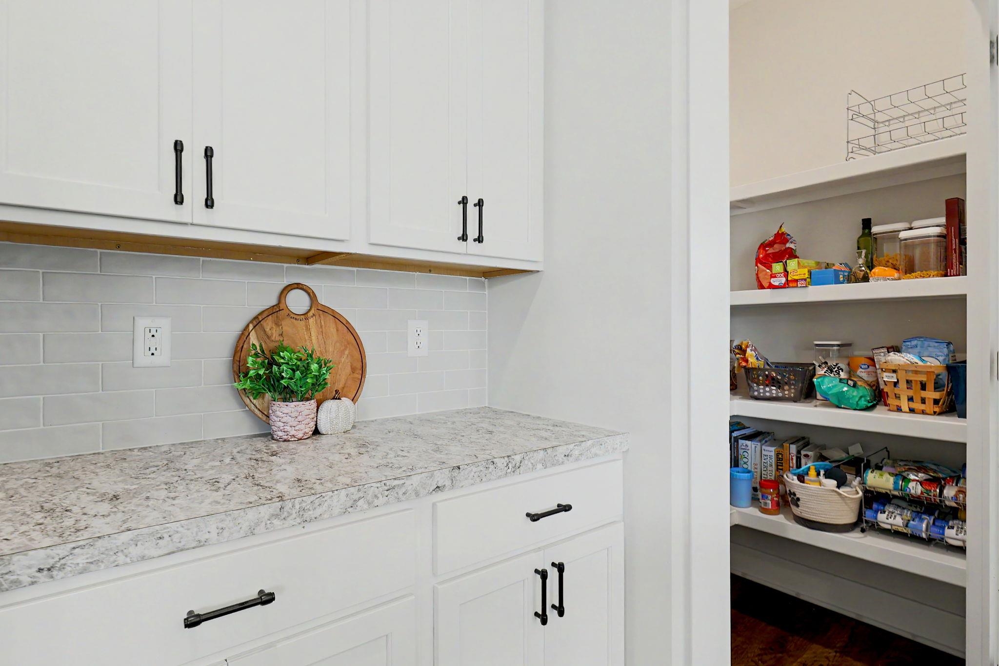 1125 E Prairie Hill Cir Property Photo 15