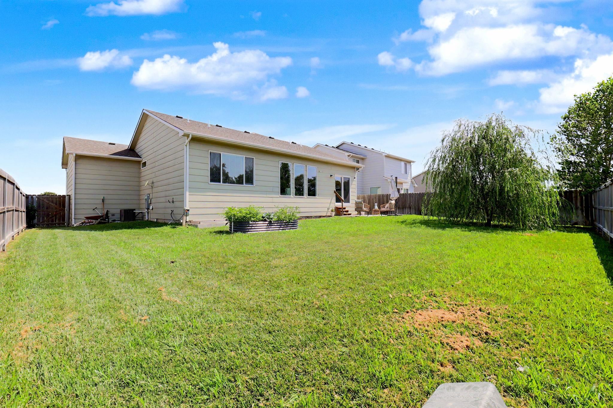 1125 E Prairie Hill Cir Property Photo 35