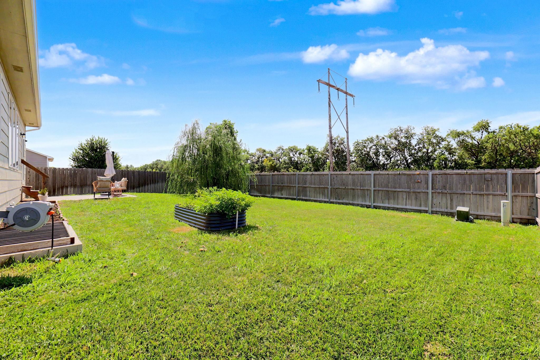 1125 E Prairie Hill Cir Property Photo 36