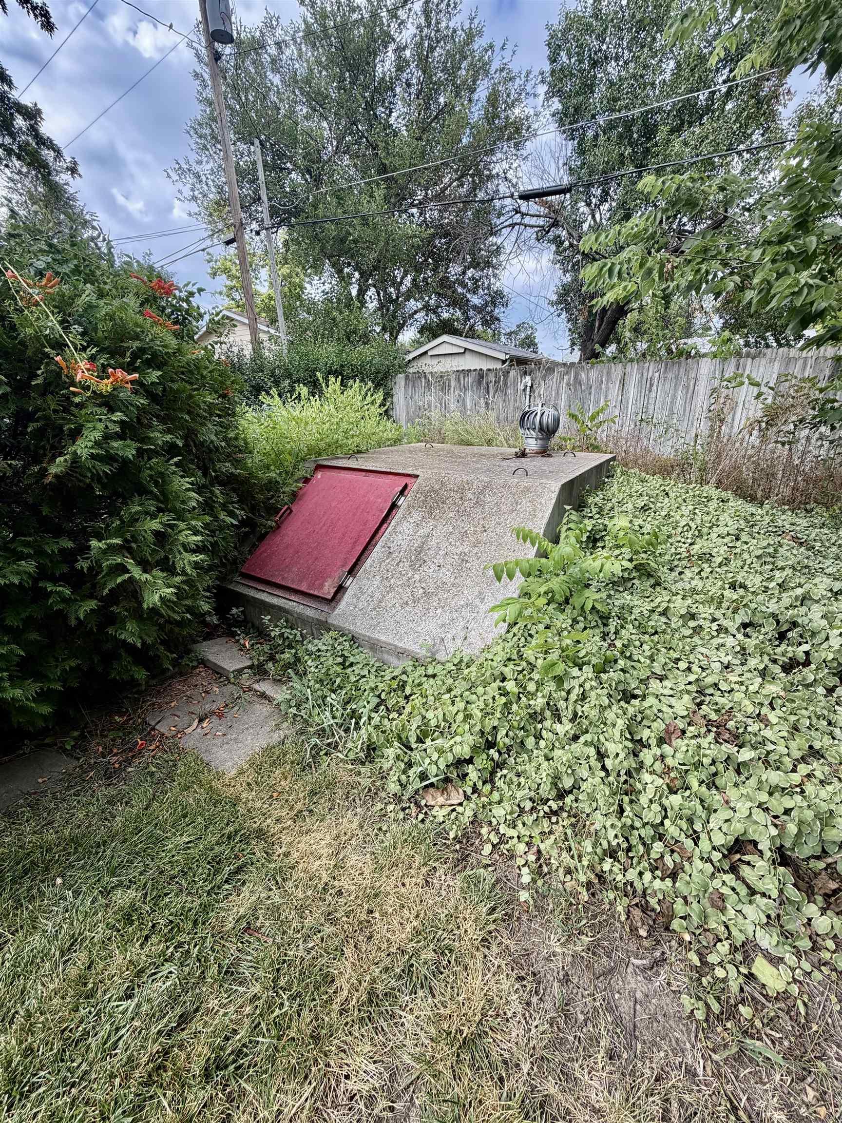 1602 Hickory Property Photo 19