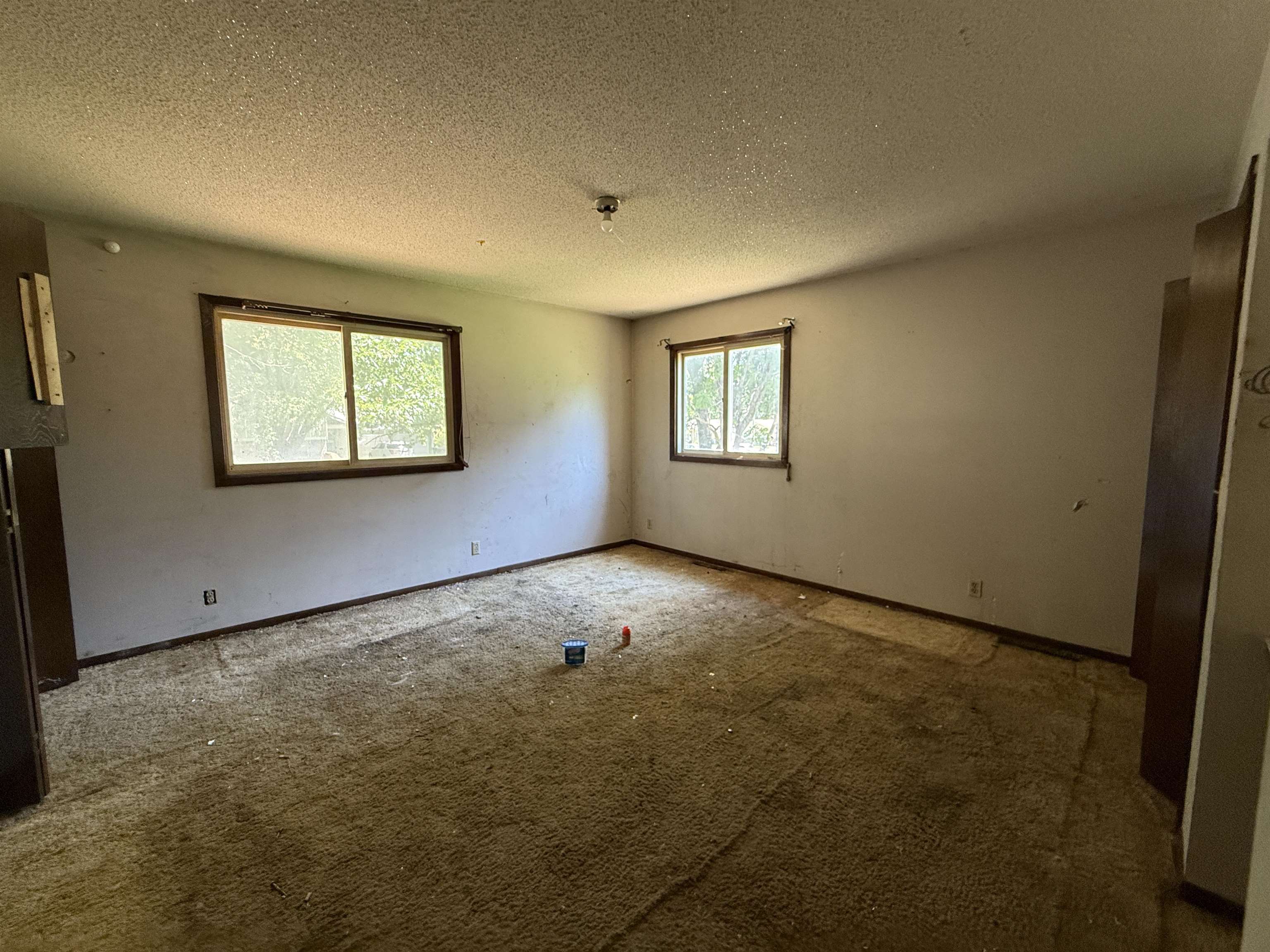 1319 Joyce St Property Photo 4