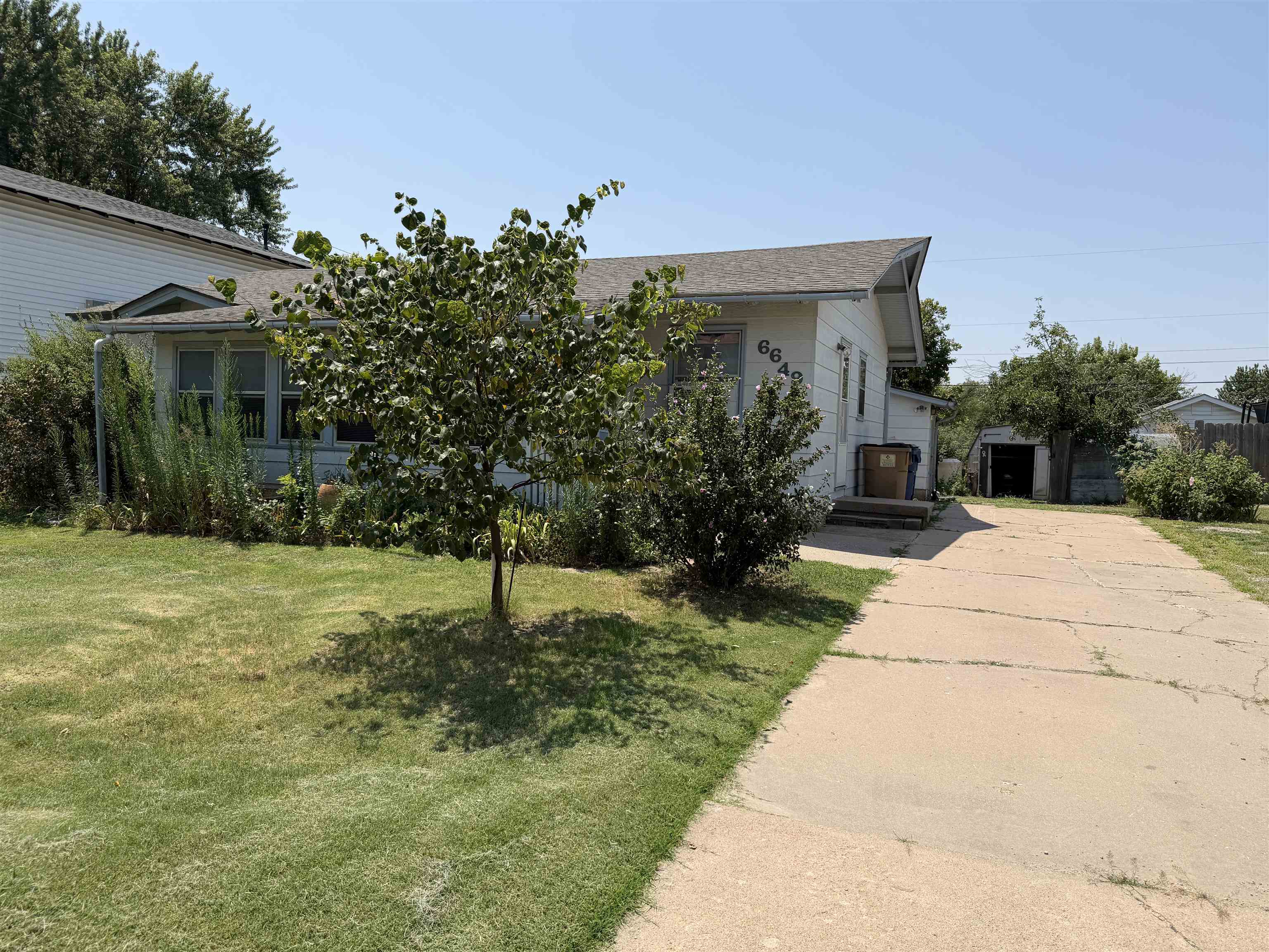 6649 N Randall Property Photo 1