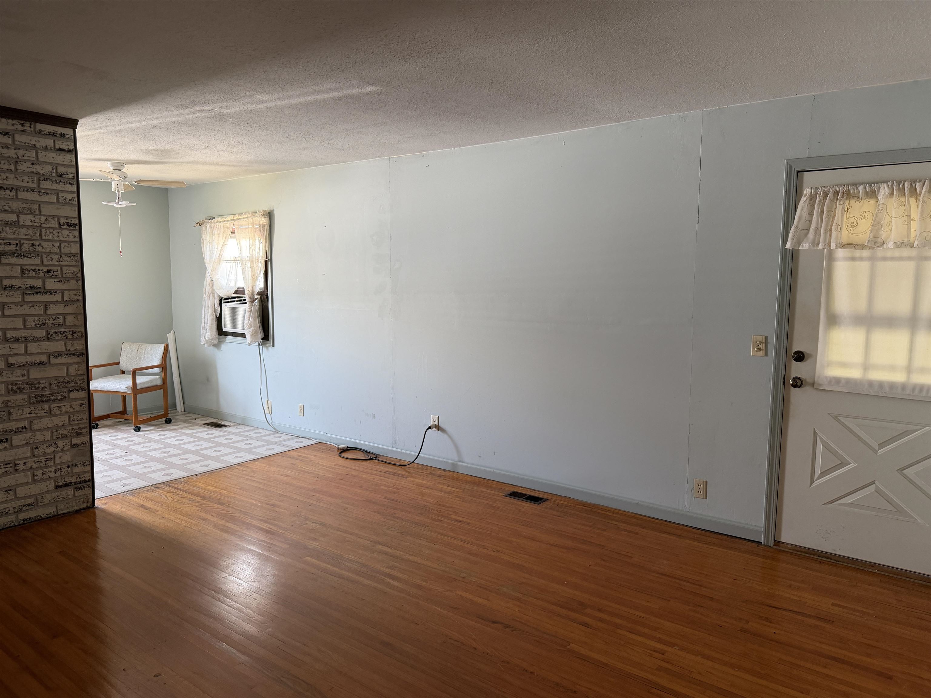 6649 N Randall Property Photo 4