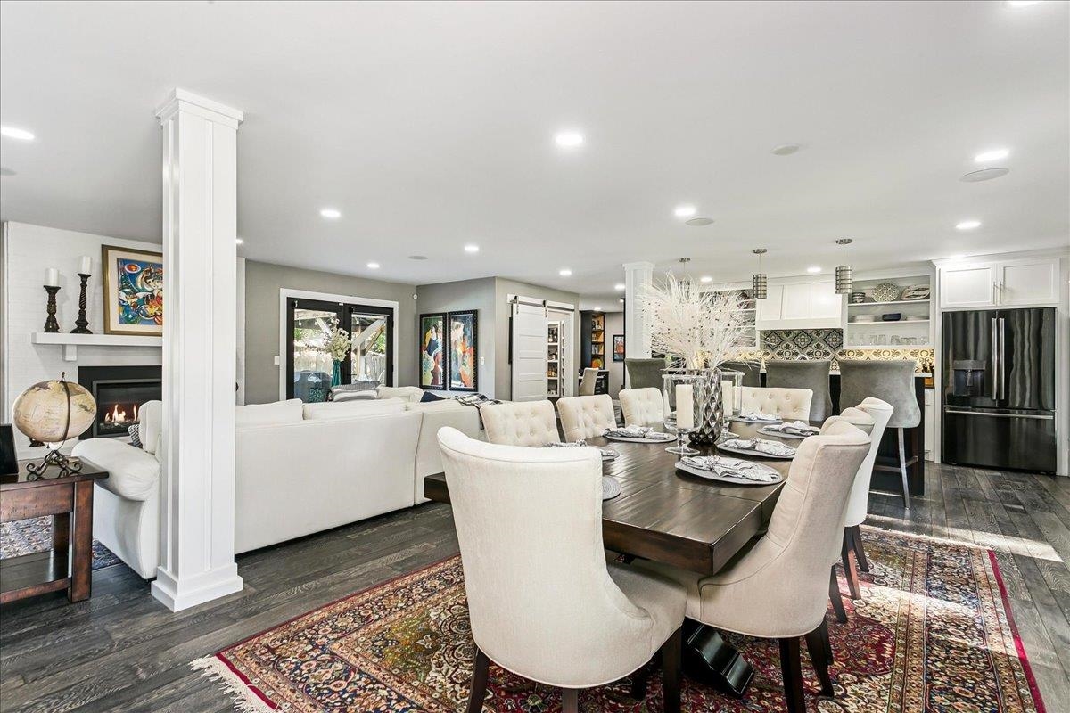 125 Post Oak Property Photo 4