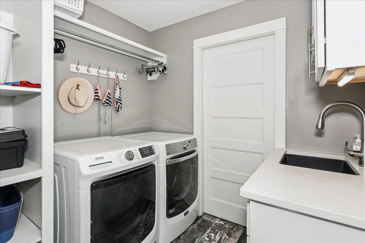 125 Post Oak Property Photo 13