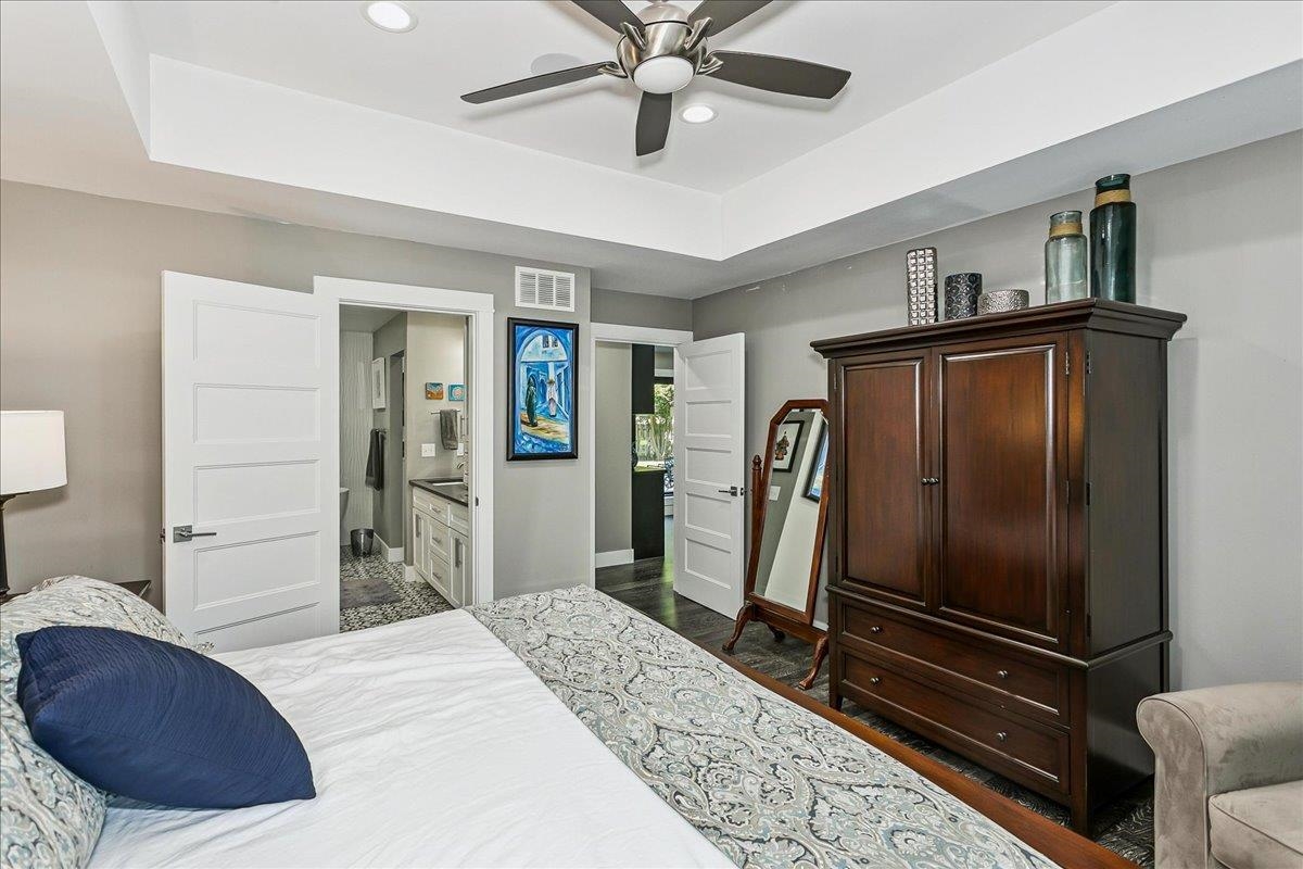125 Post Oak Property Photo 15