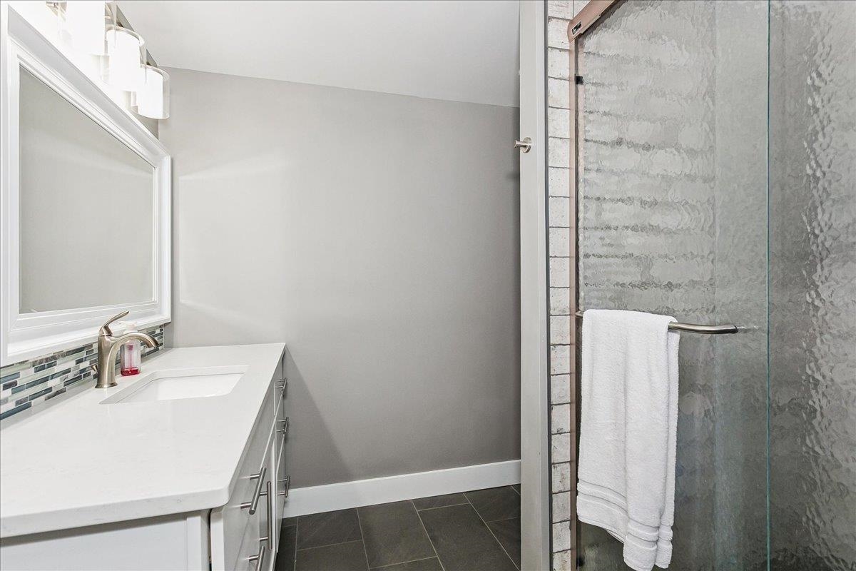 125 Post Oak Property Photo 23