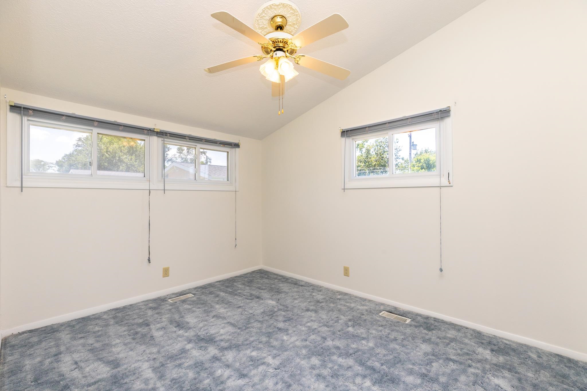 154 Hoover Ct Property Photo 15