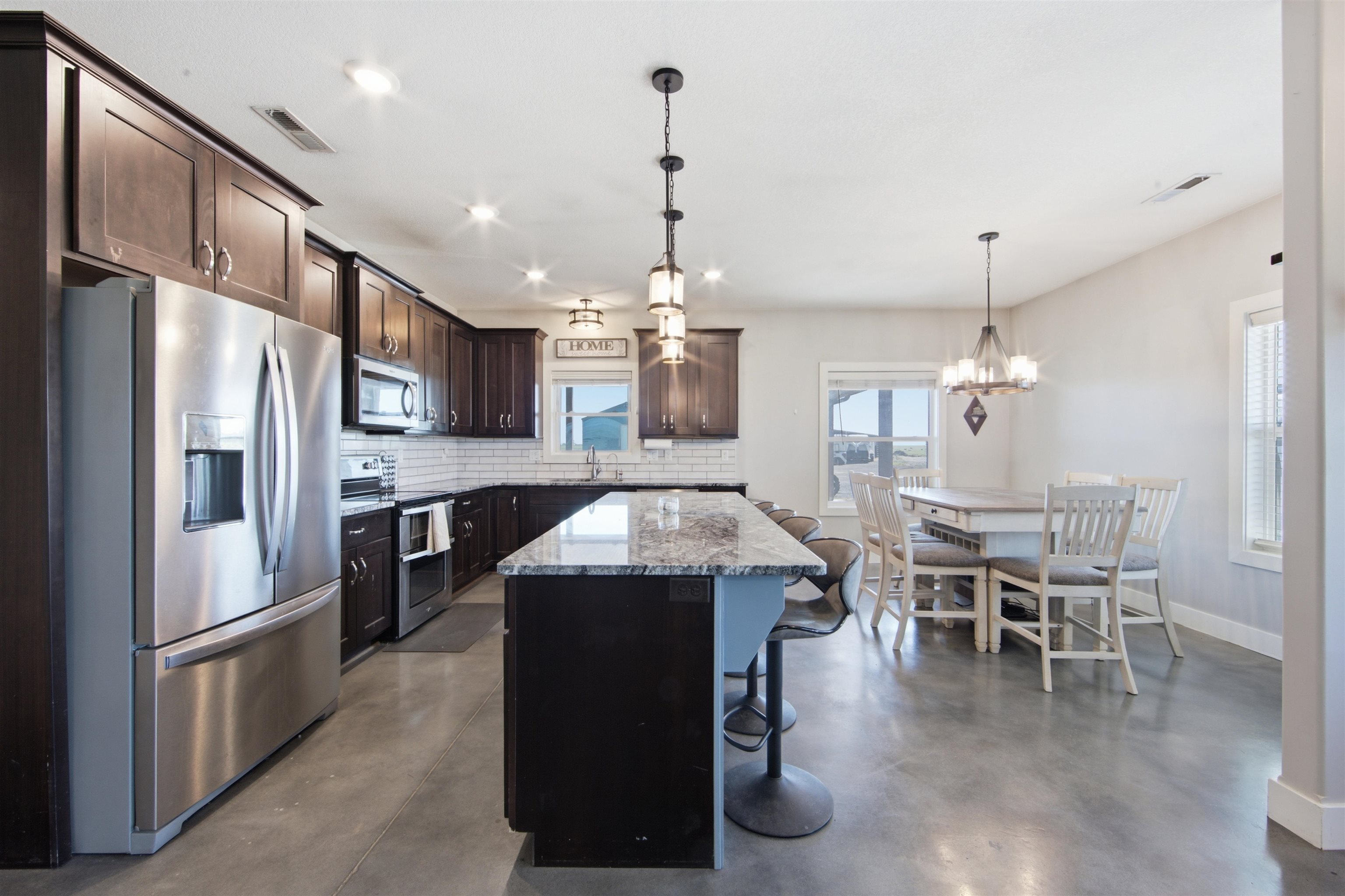 10862 140th Property Photo 11