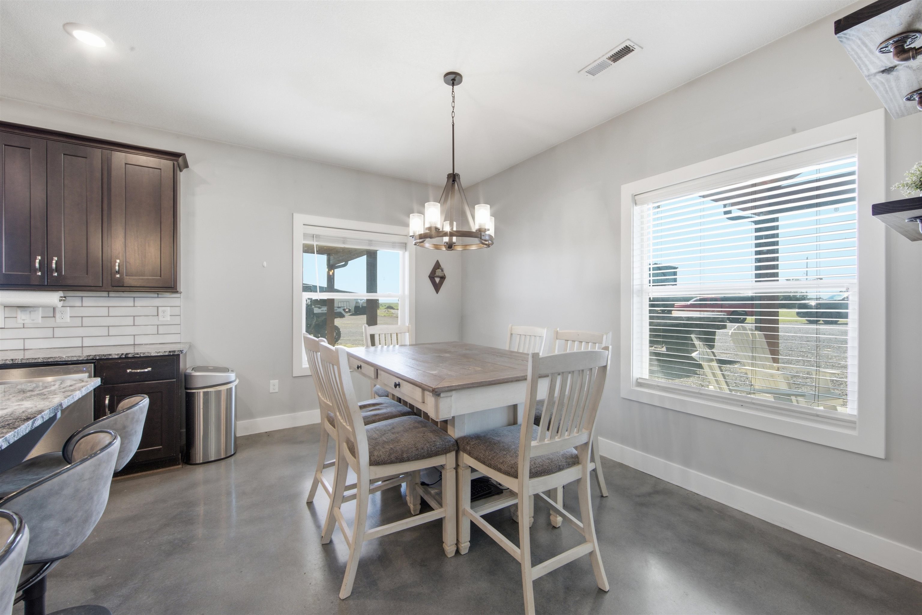 10862 140th Property Photo 13