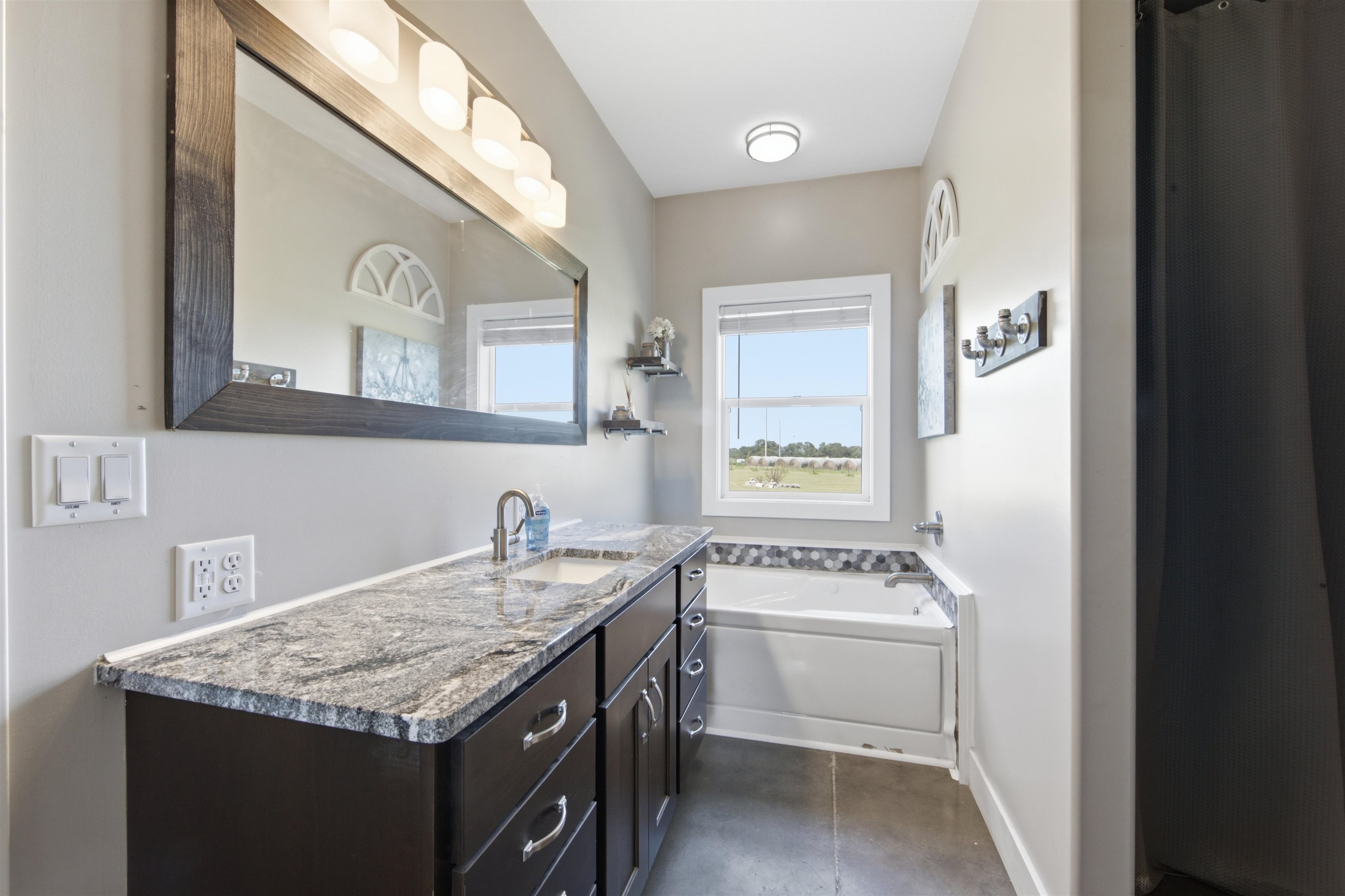10862 140th Property Photo 18