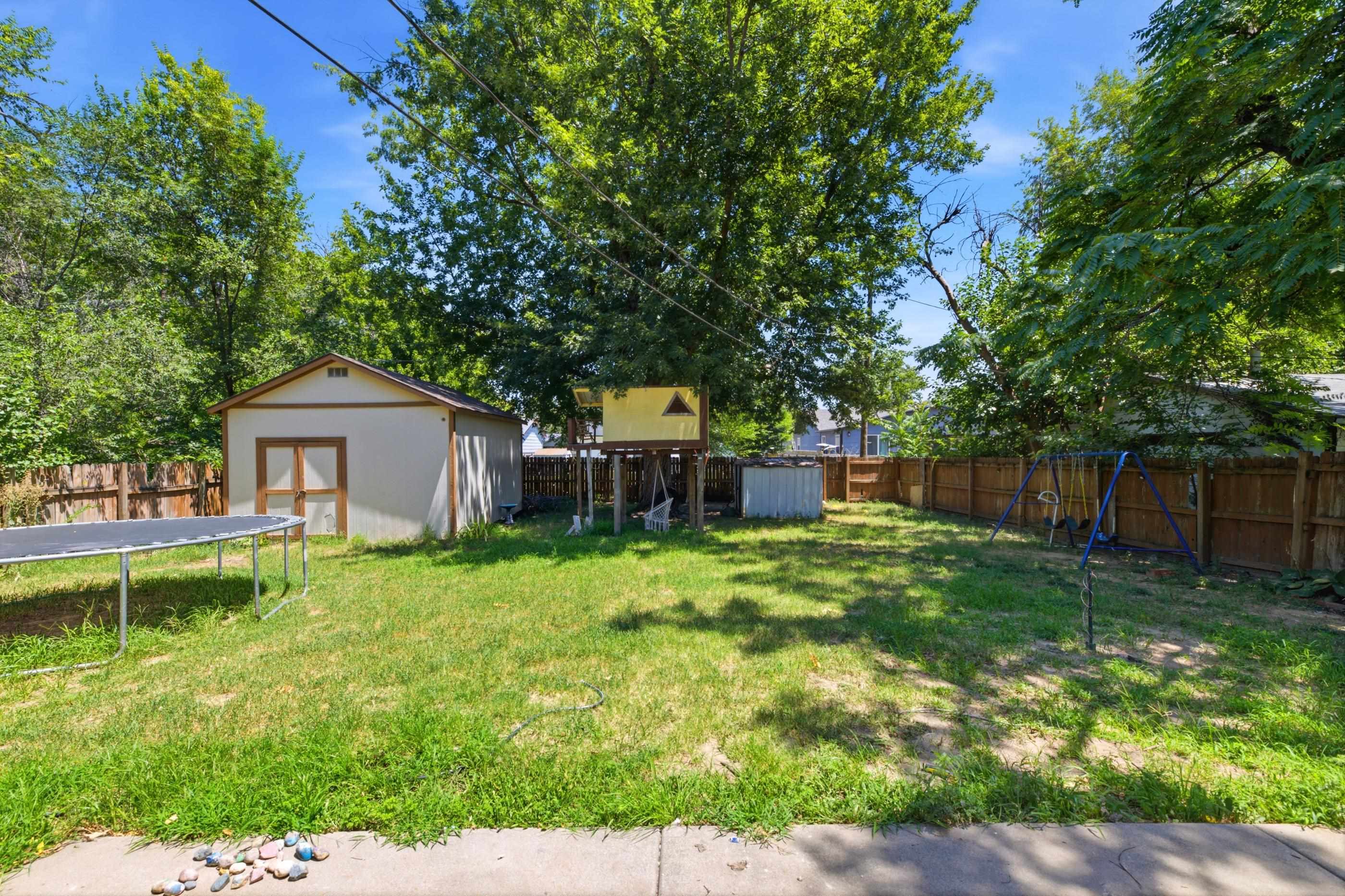310 N Young Property Photo 7