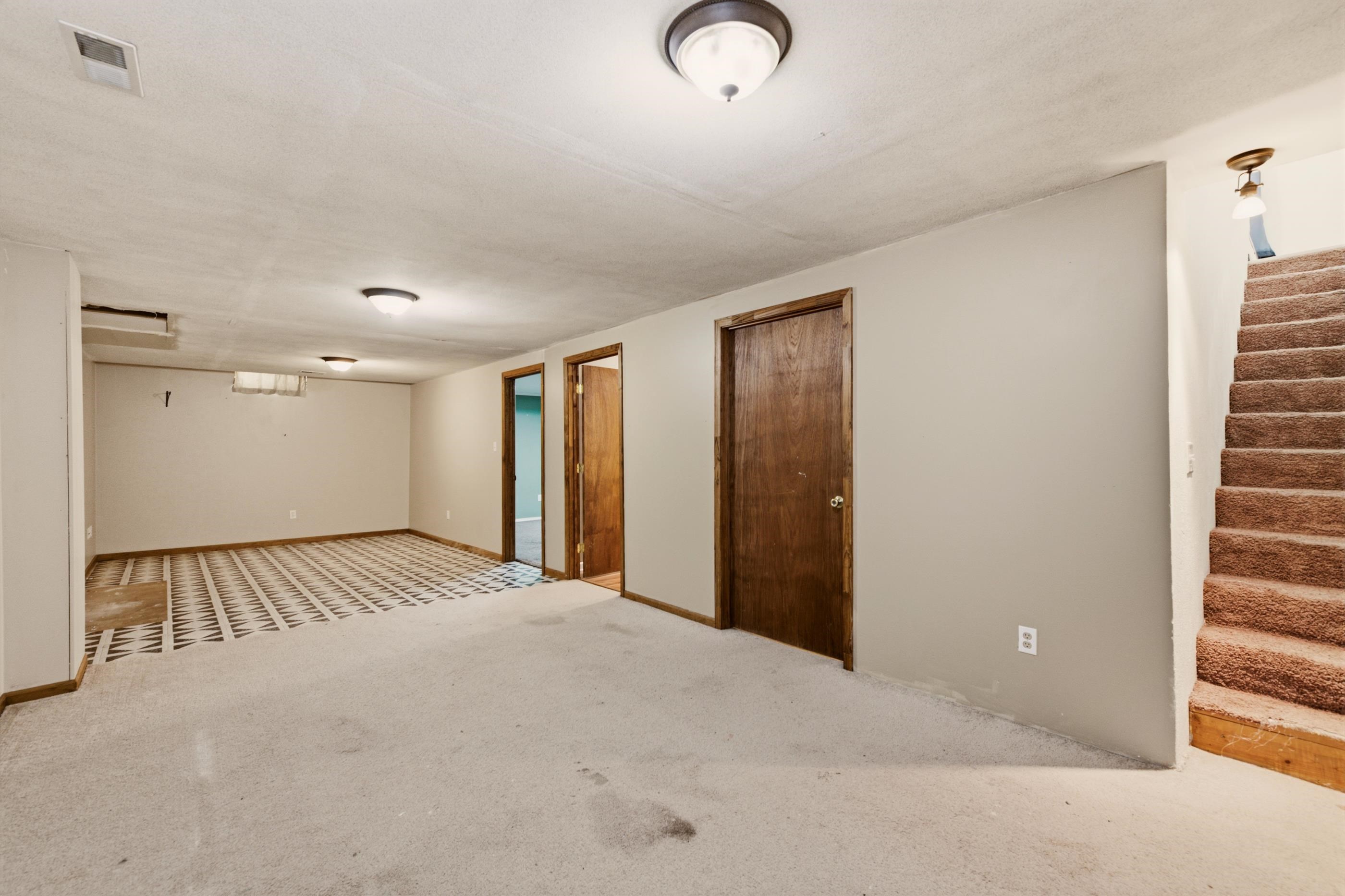 310 N Young Property Photo 25