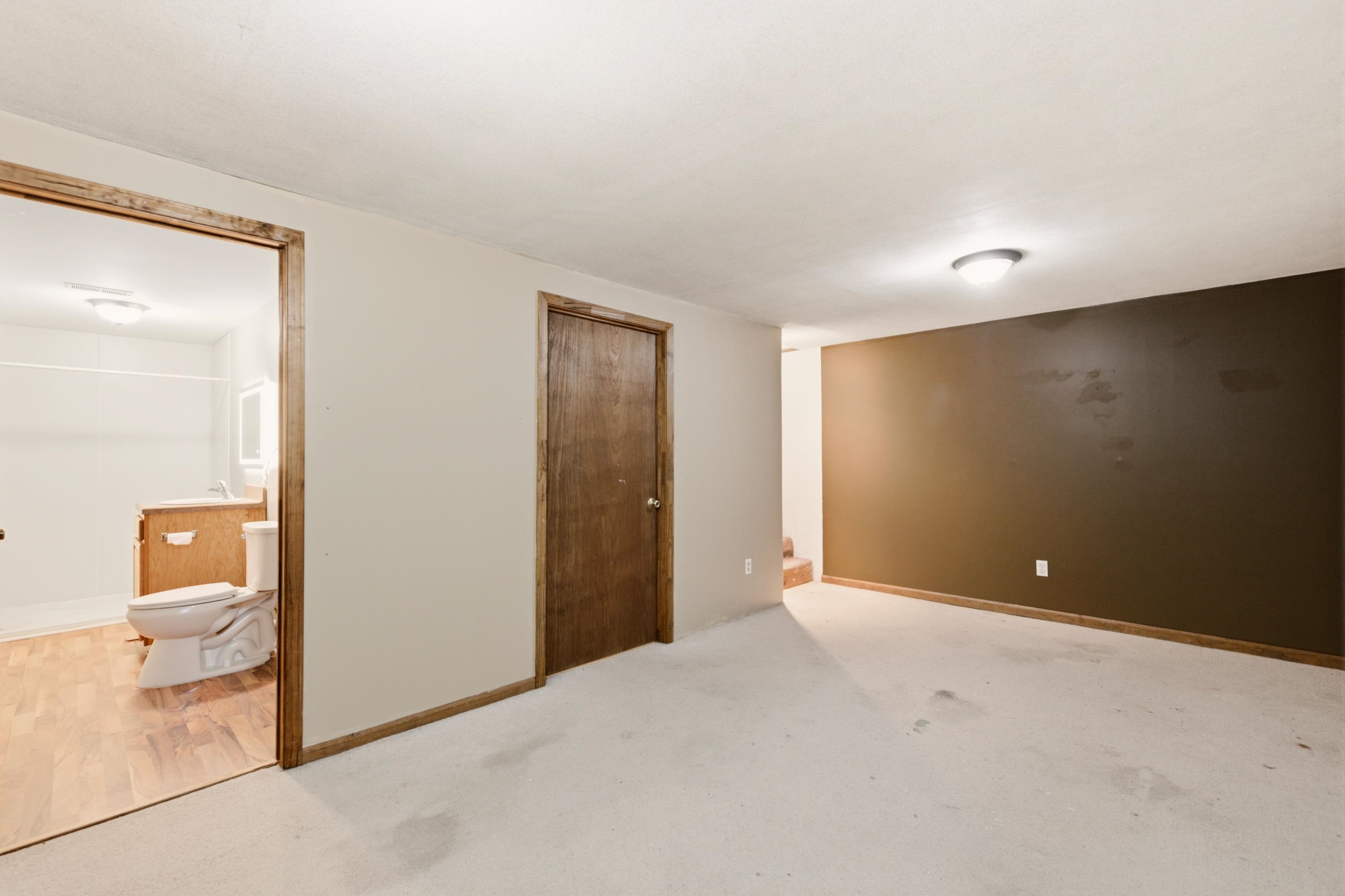 310 N Young Property Photo 28