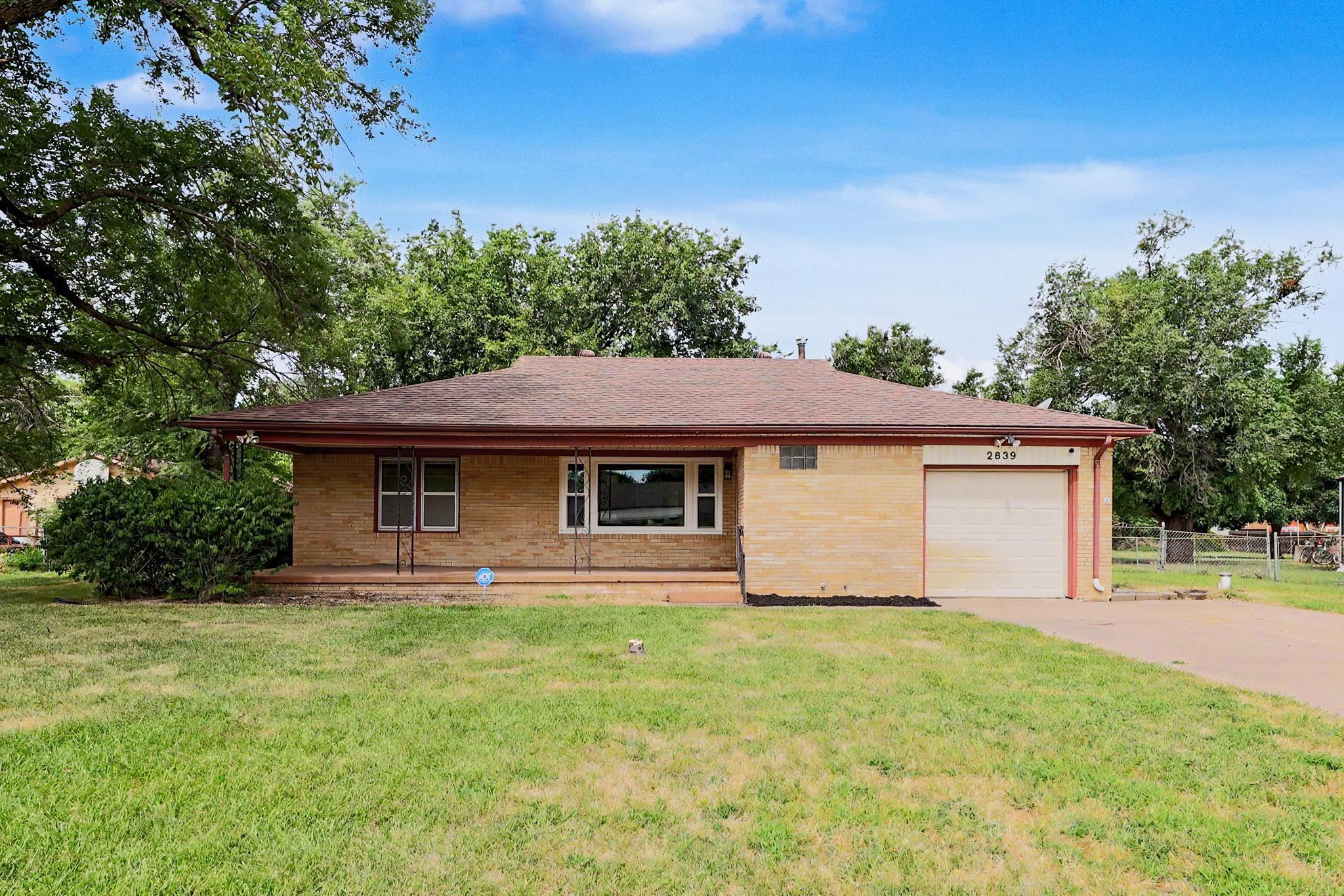 2639 N Clarence Property Photo 1