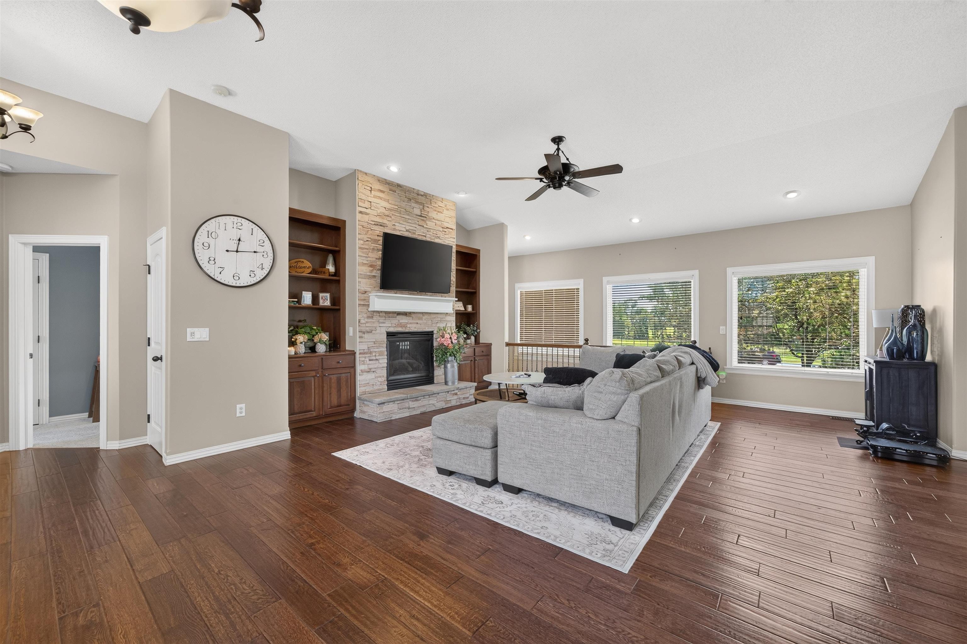 13219 E Glen Creek Ct Property Photo 5