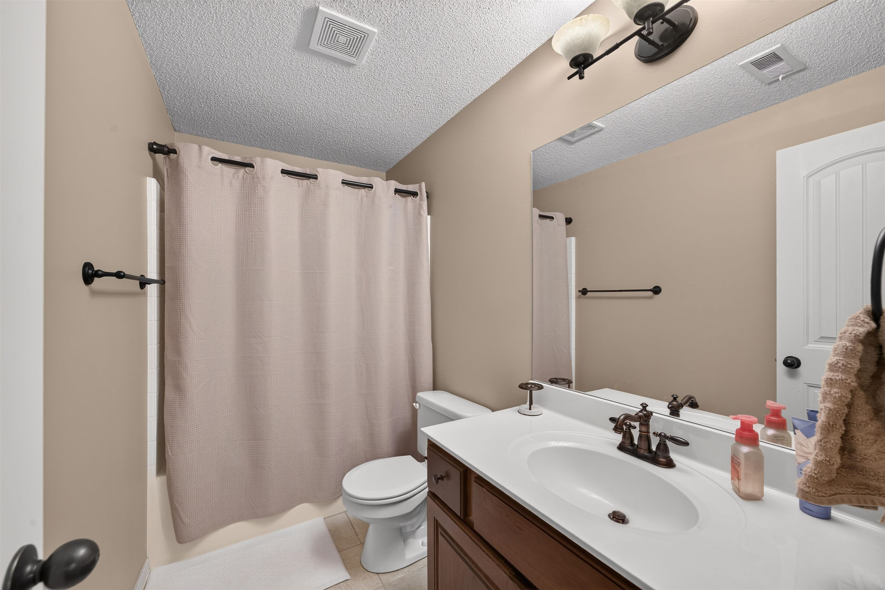 13219 E Glen Creek Ct Property Photo 19