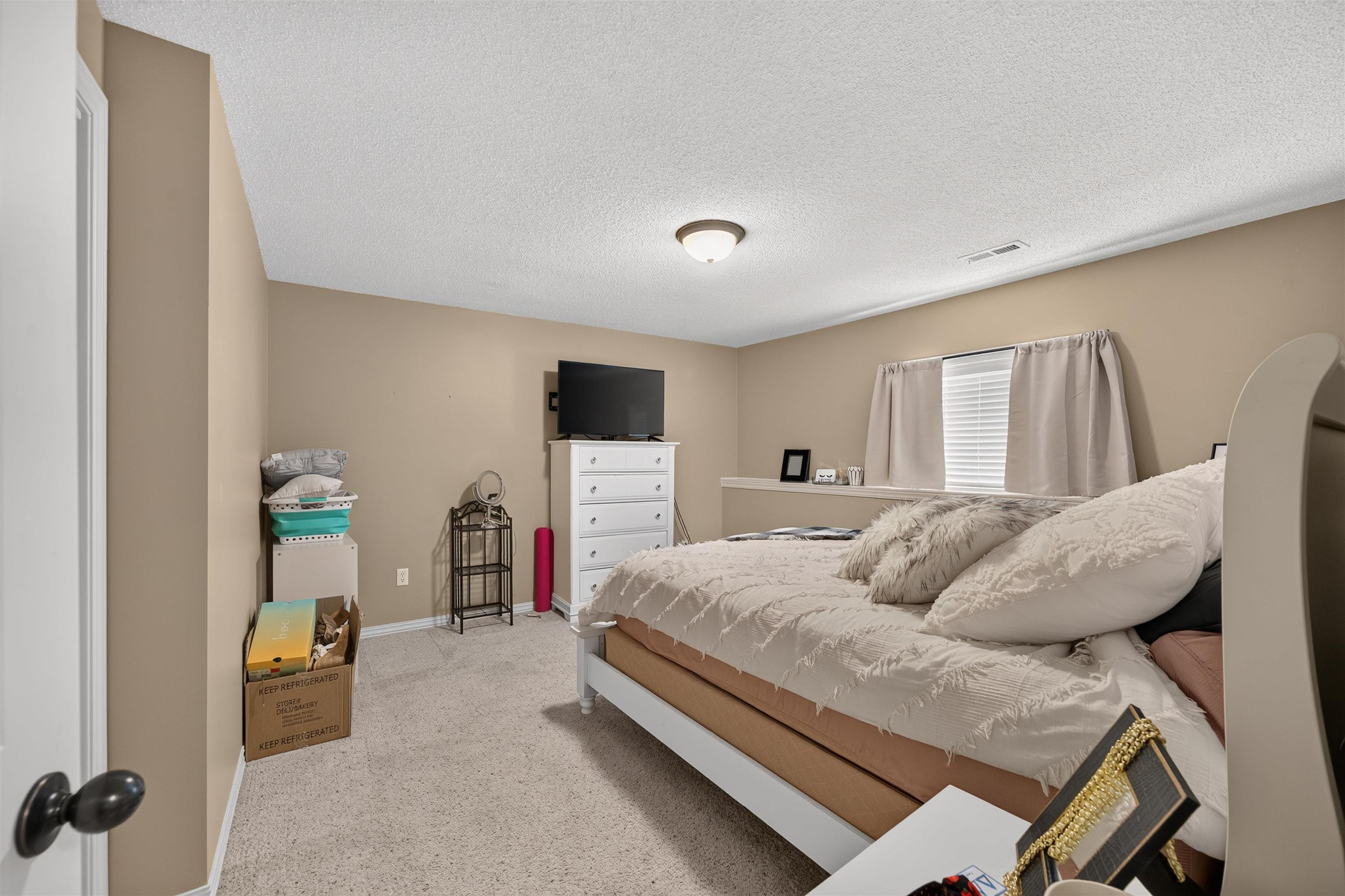 13219 E Glen Creek Ct Property Photo 28