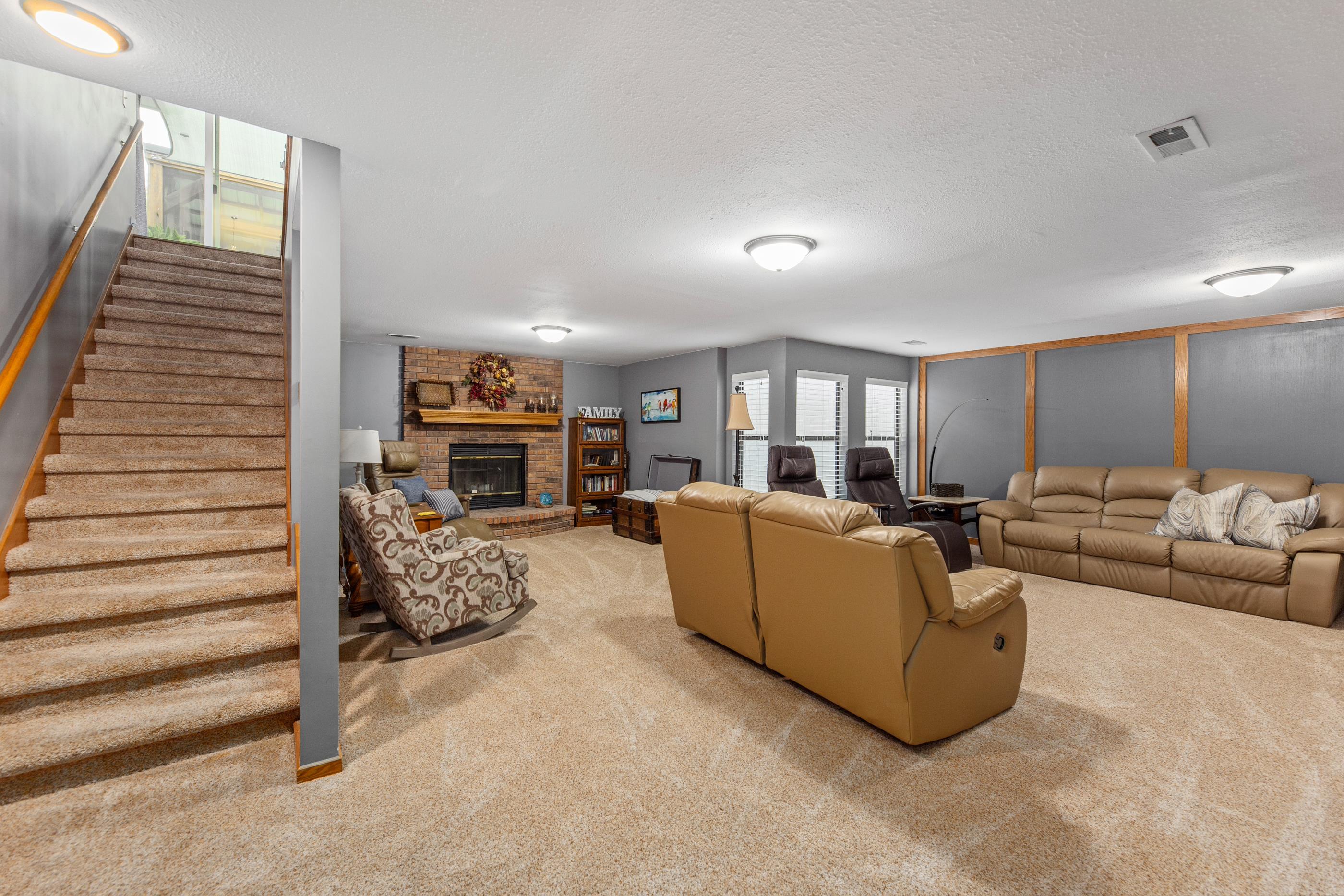 12018 W Rolling Hills St Property Photo 29