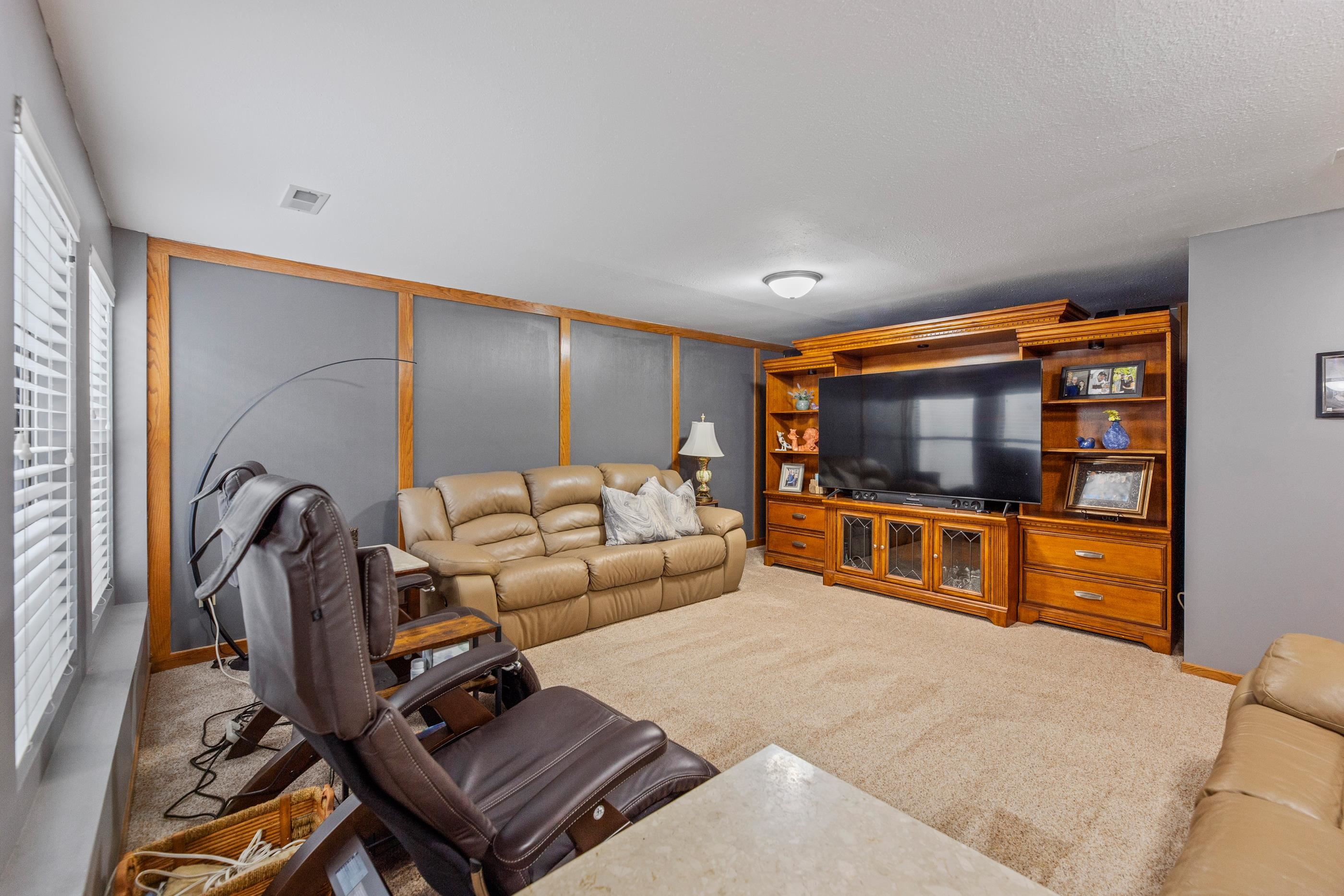 12018 W Rolling Hills St Property Photo 31